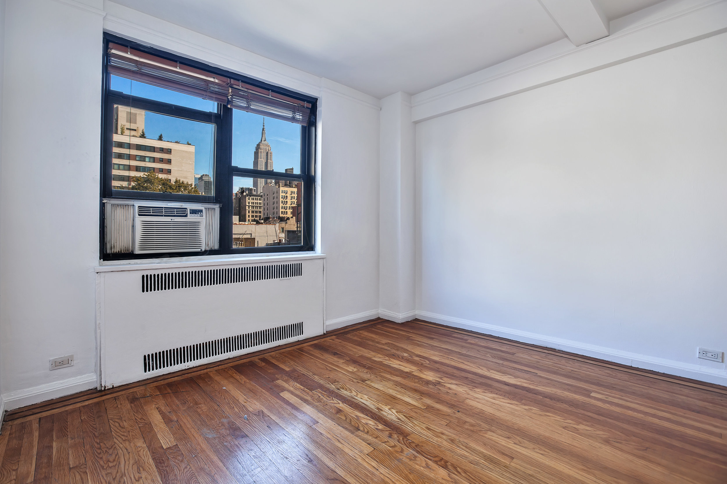 20171005-200w20thst611-ht_bdrm.jpg