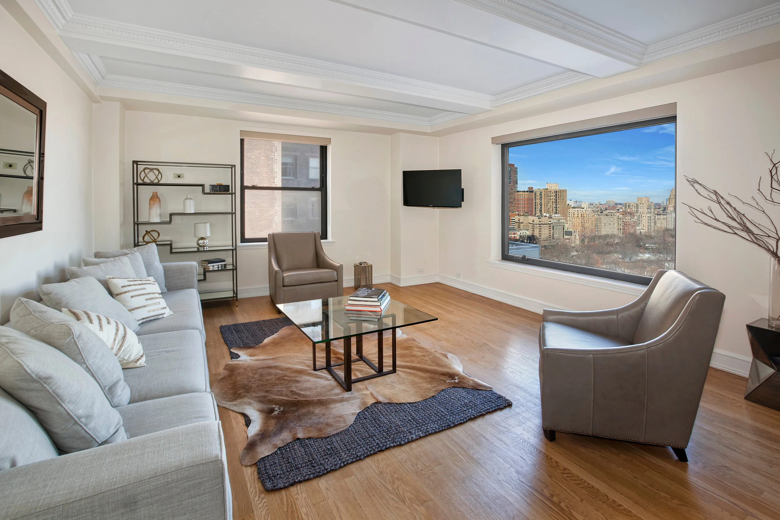 160 Central Park South, Unit 2307 | 1 BD | 1 BA | $6,500/mo