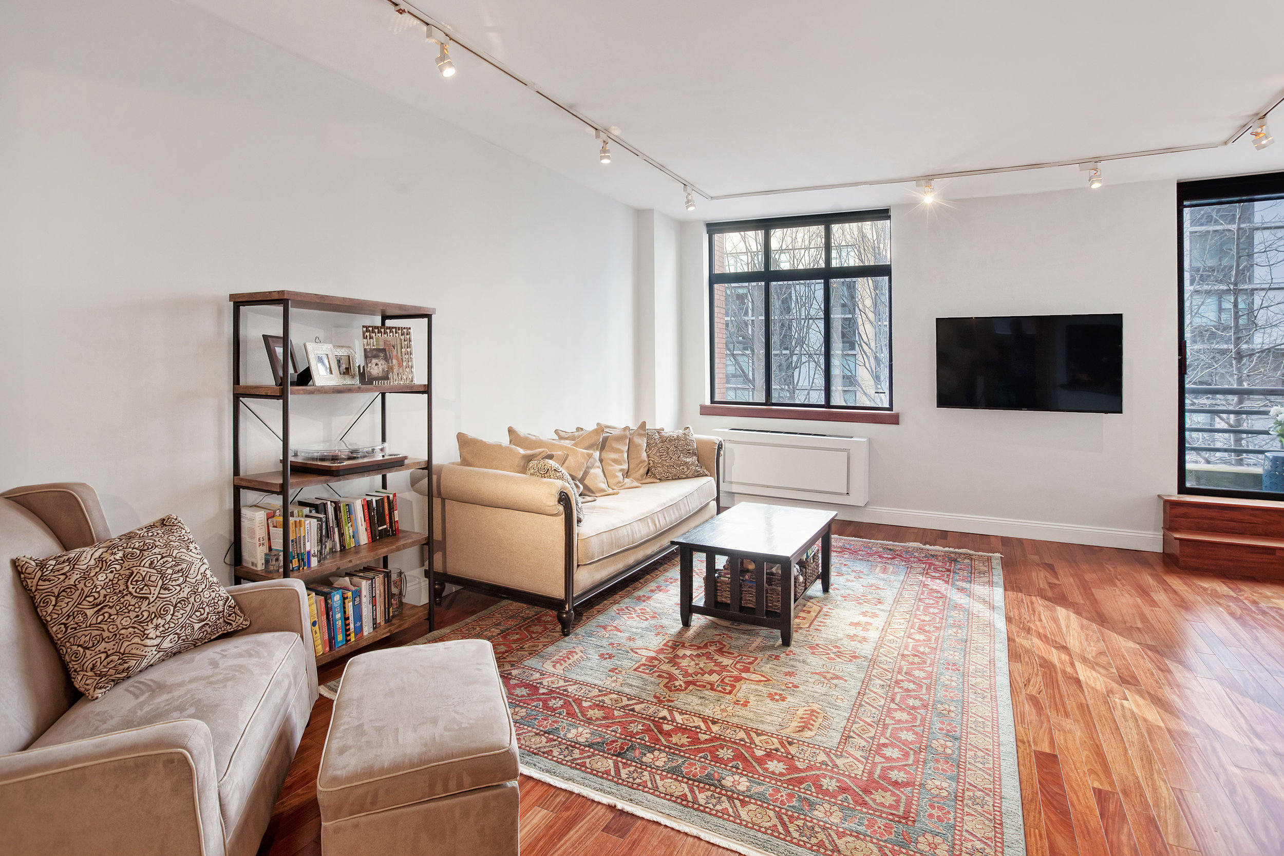 20180306_350albanyst-ht_lr.jpg