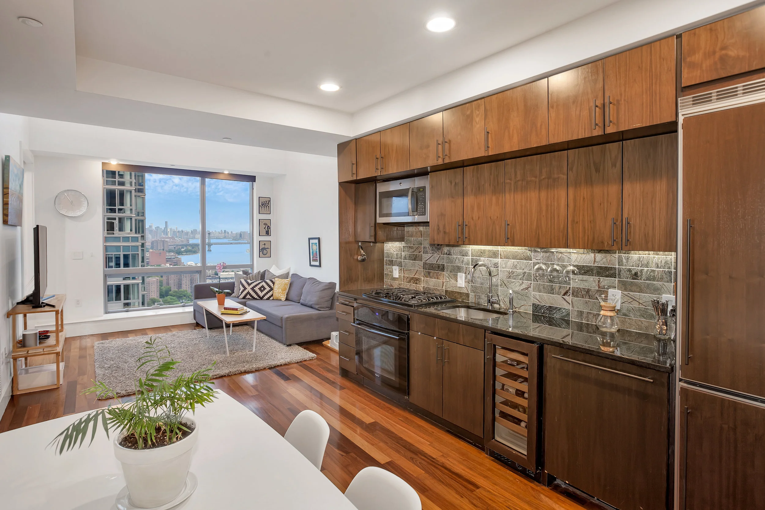 150 Myrtle Avenue, Unit PH3002