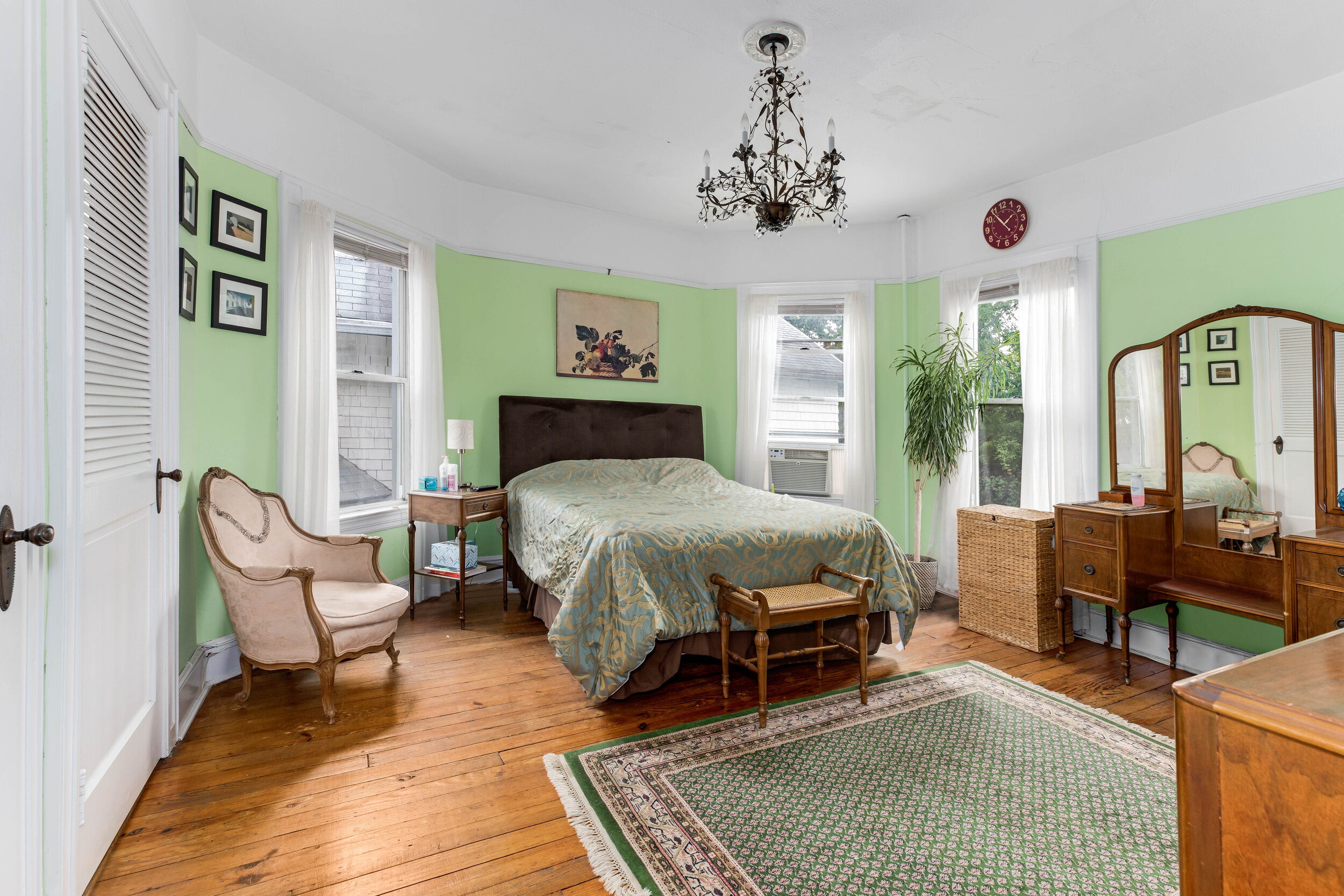 Andrew-340 East 18th St-Bedroom-staged-AD.jpg