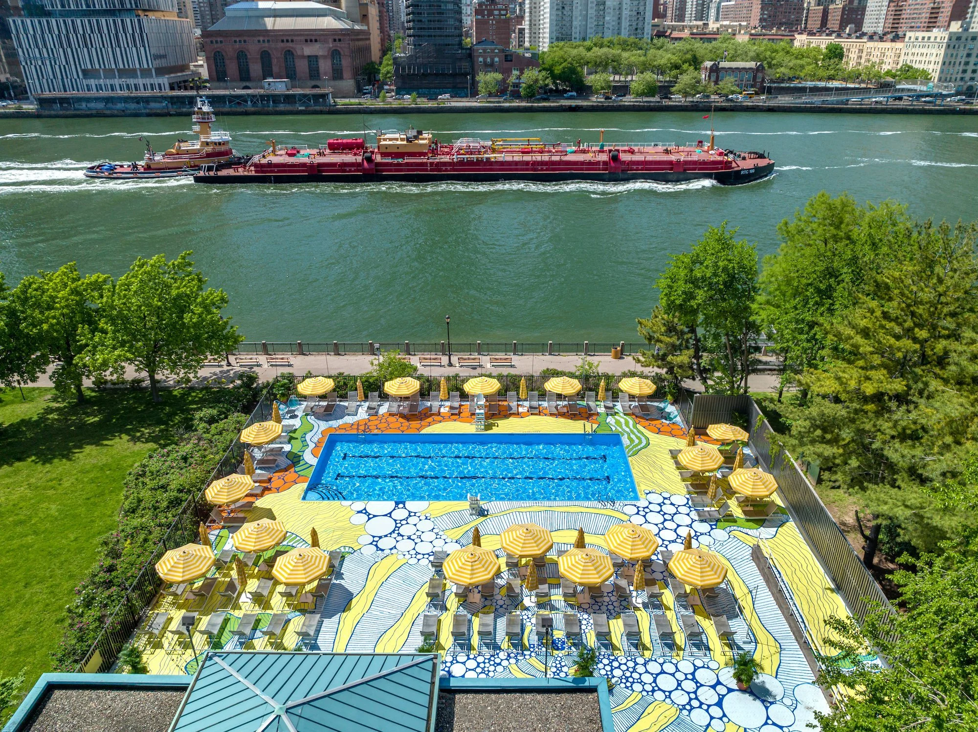 Manhattan Pool Gets a New Mural