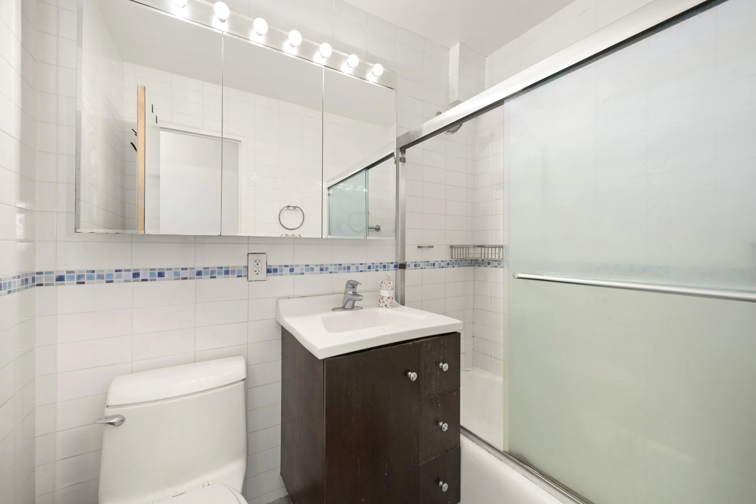 251 East 32_06.jpg