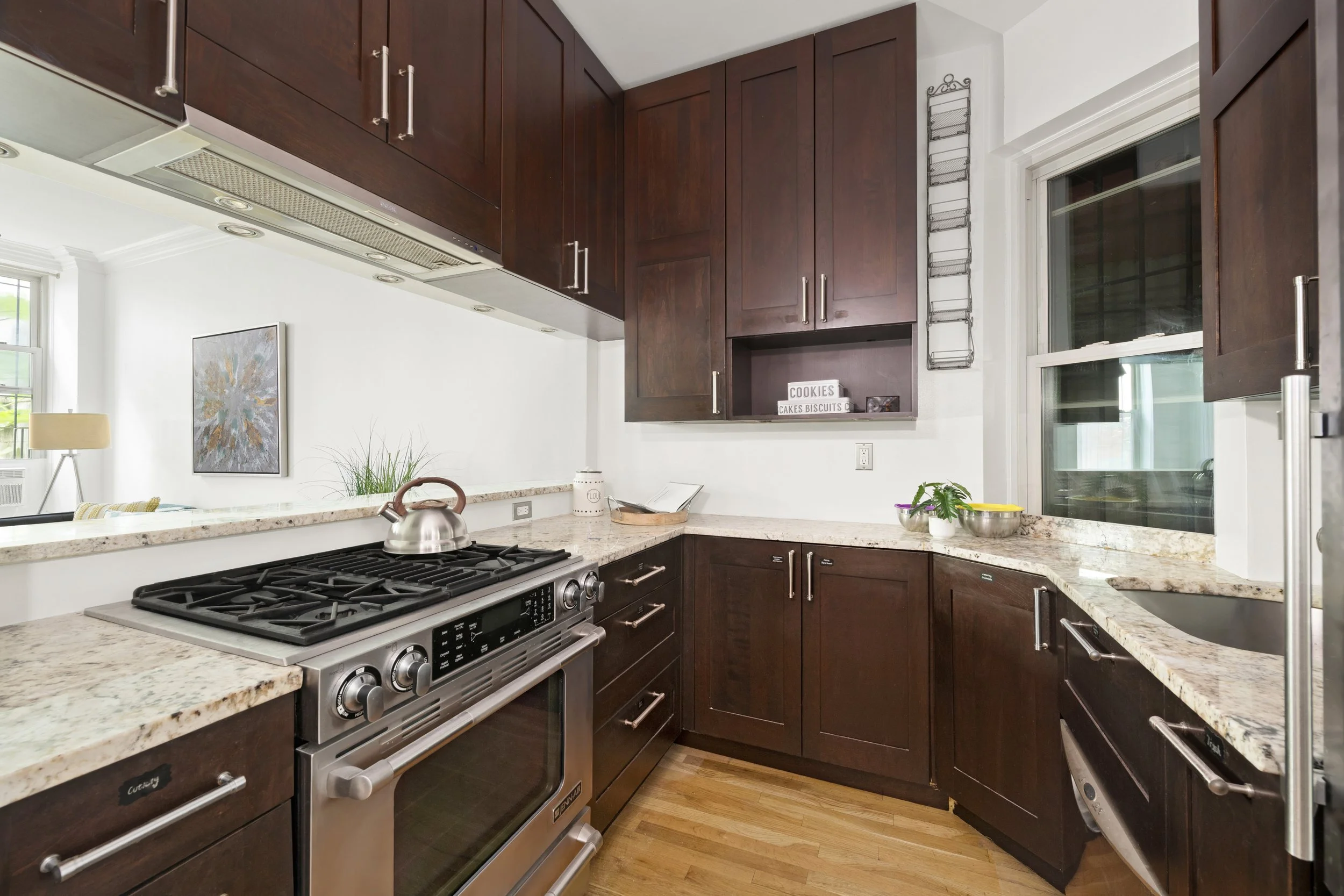 323 West 43_03.jpg