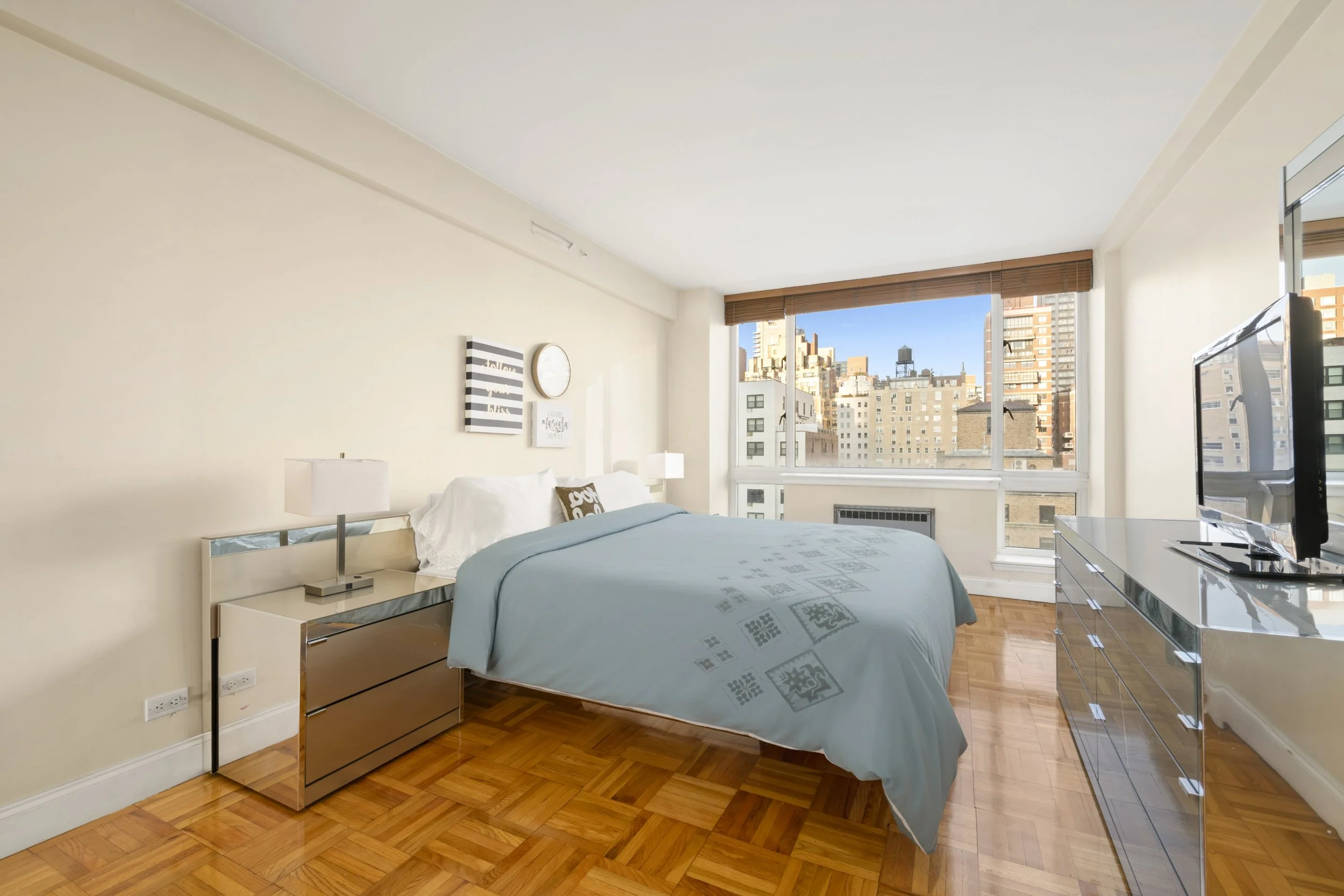 333 East 69th_09.jpg