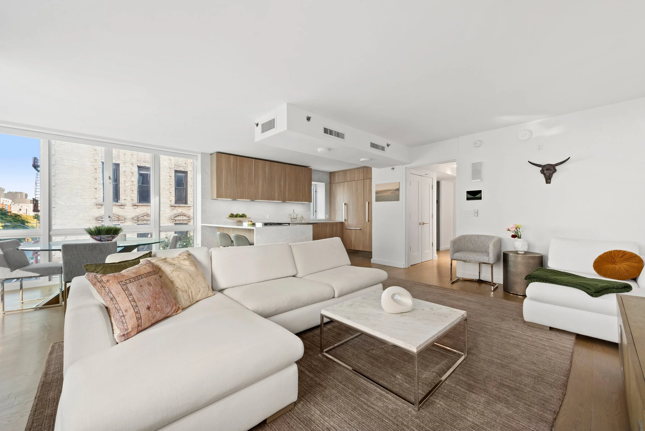 265 E Houston_05.jpg