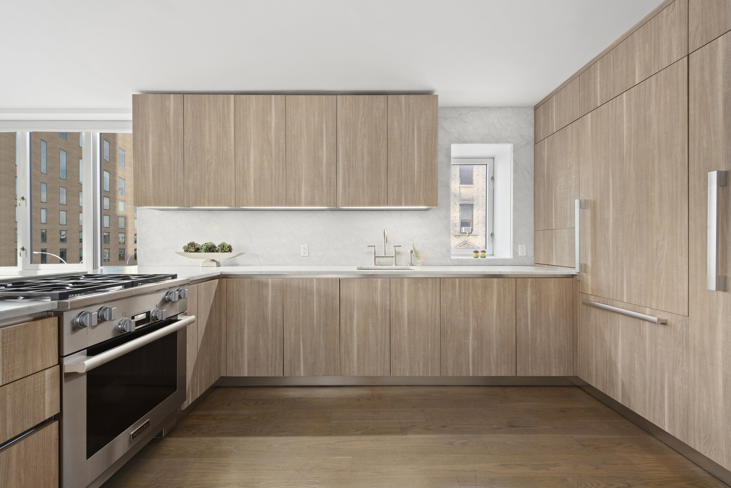 265 E Houston_06_v3.jpg