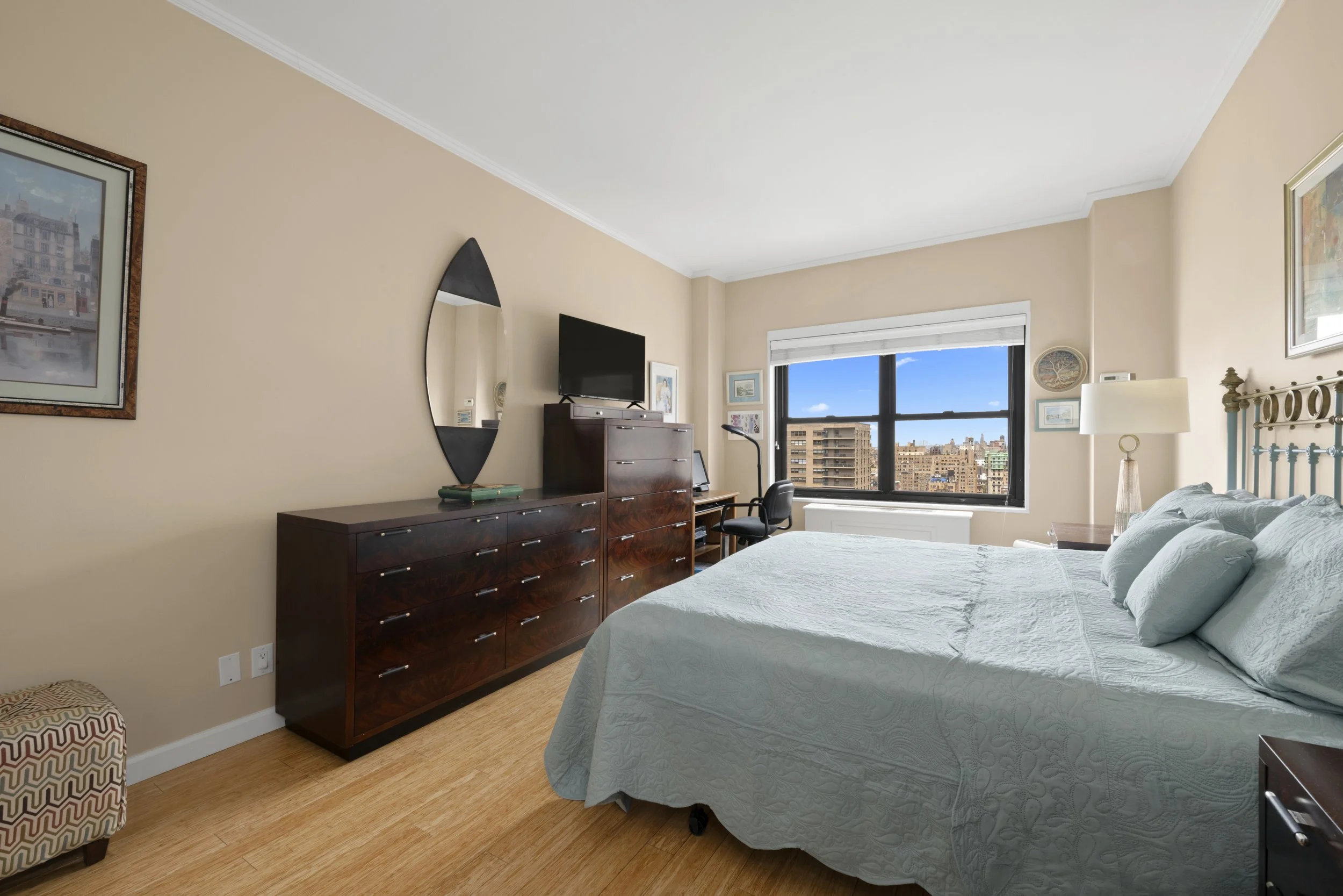 140 West End_01.jpg