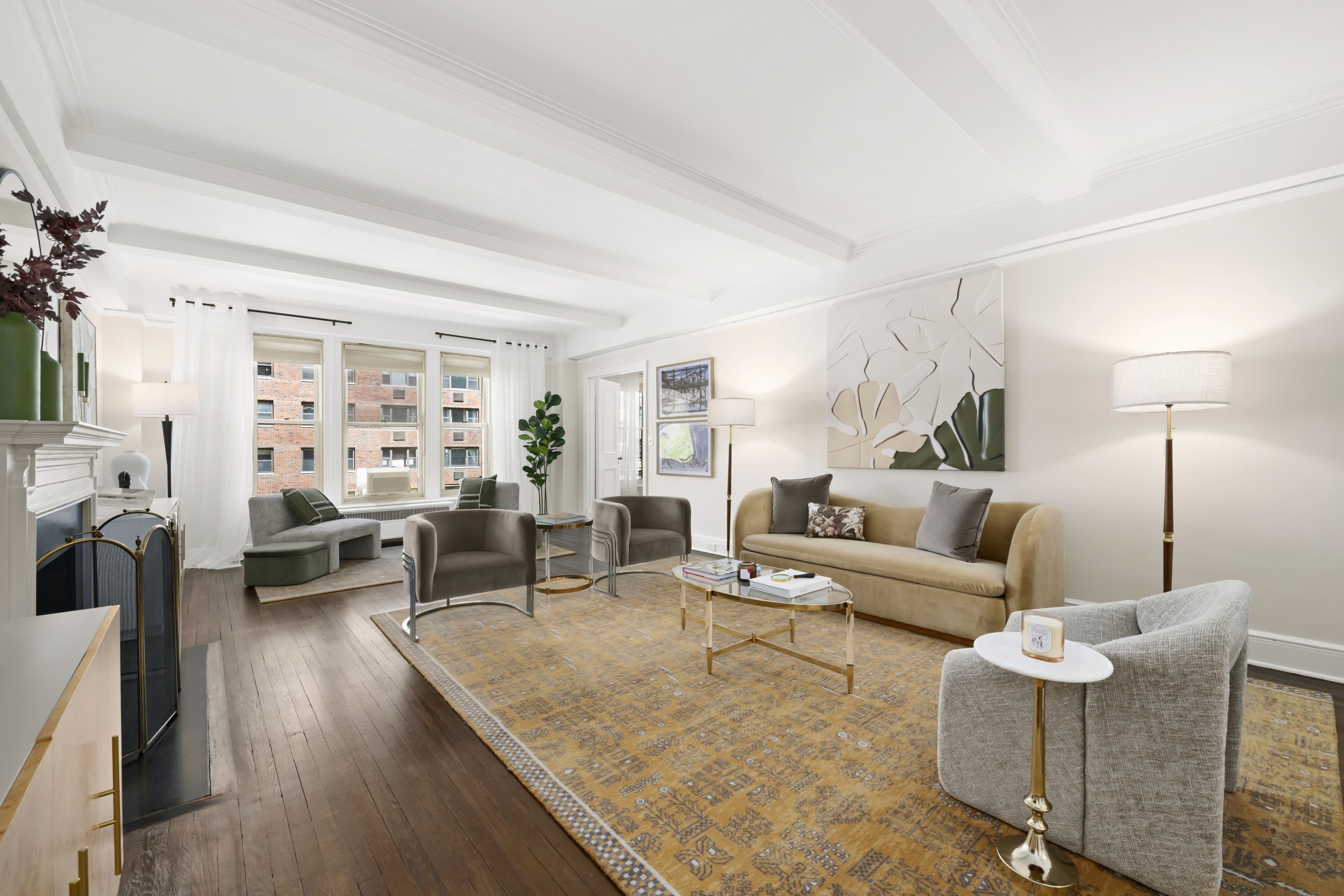 320 East 72_07.jpg