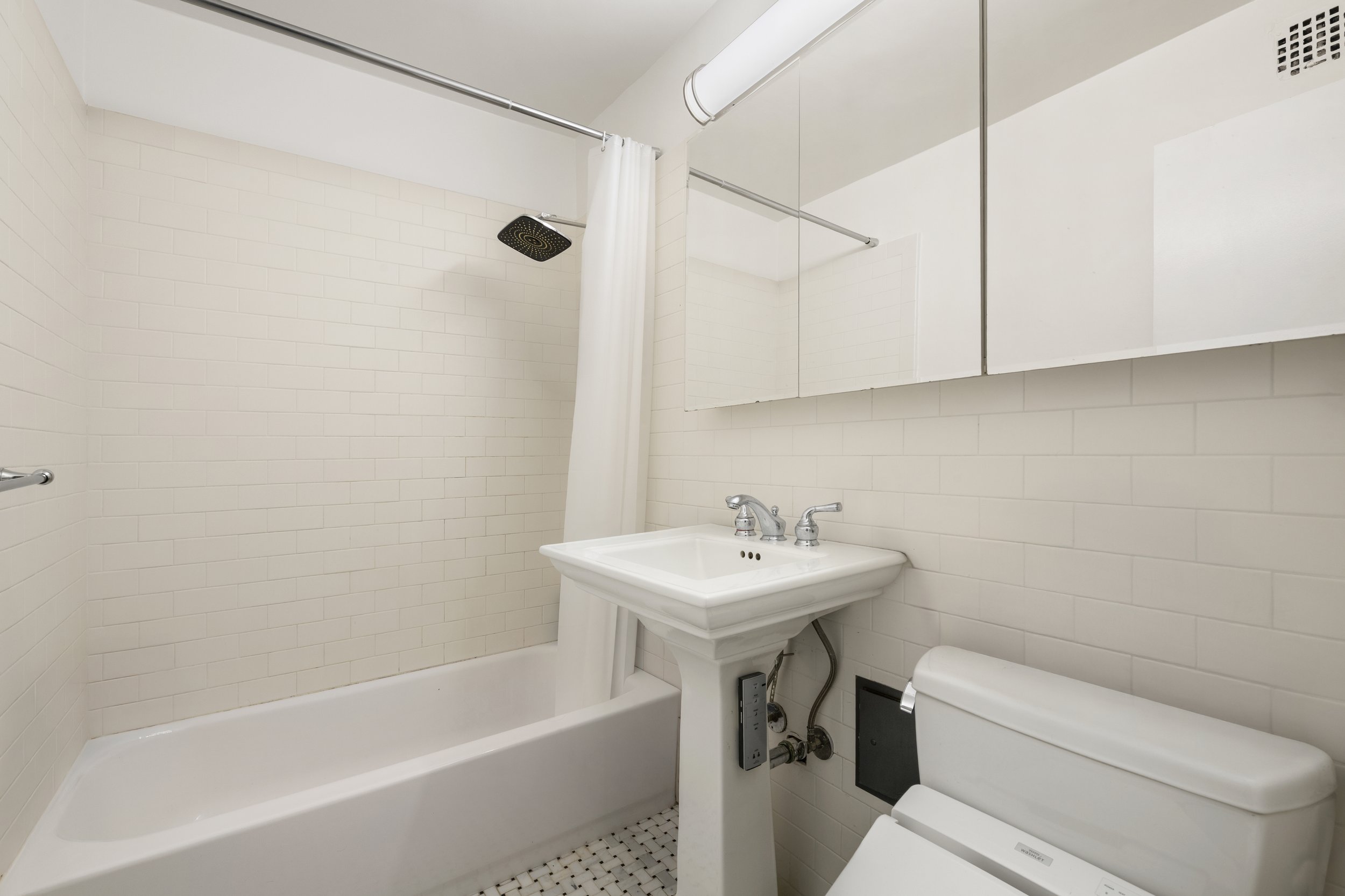 235 East 87_02.jpg