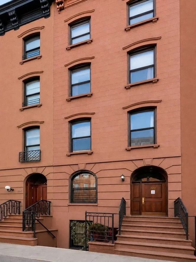 Just listed fully renovated four-family townhouse!
📍222 East 32nd Street, Kips Bay
💵 $4,995,000
6 Beds | 5 Baths

Whether you&rsquo;re searching for a primary residence, a Manhattan pied-&agrave;-terre, or a turnkey investment, this property delive