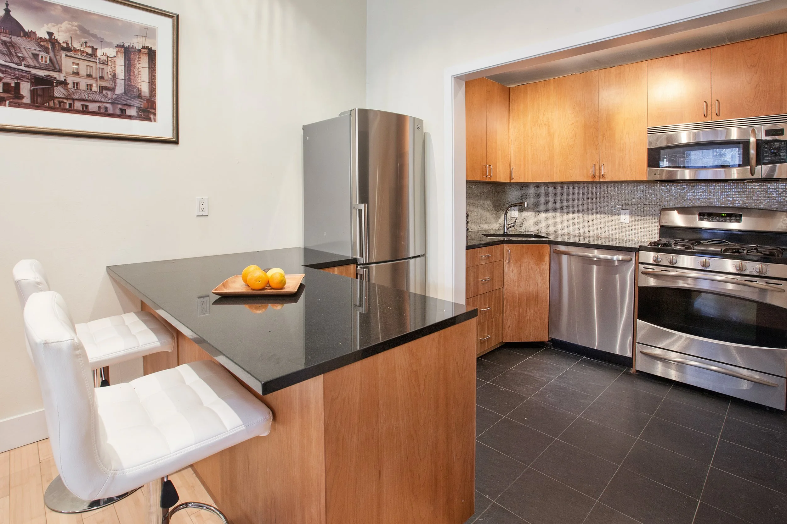 20180315_227e12thst2c-ht_kit.jpg