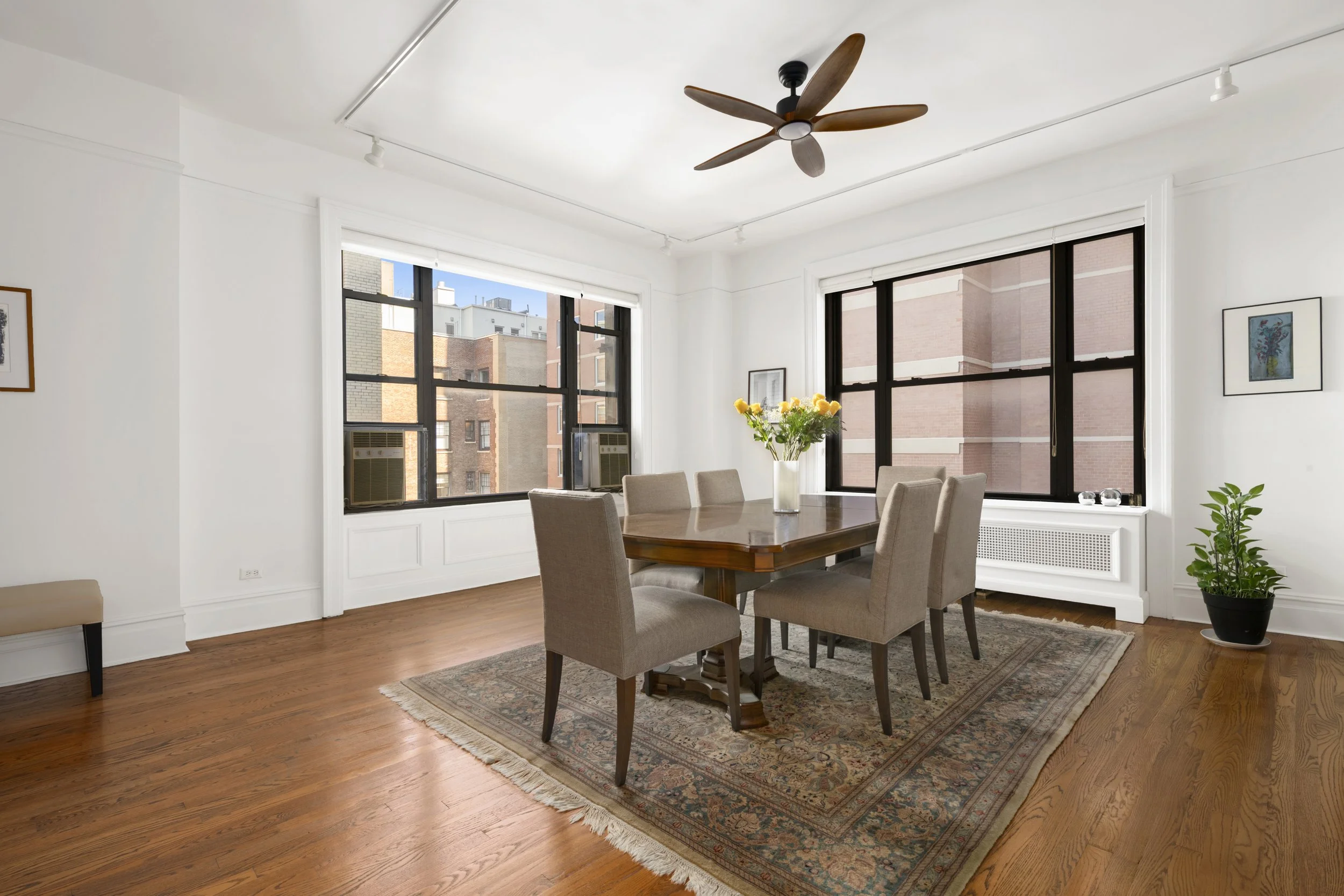 251 West 89th St_03.jpg