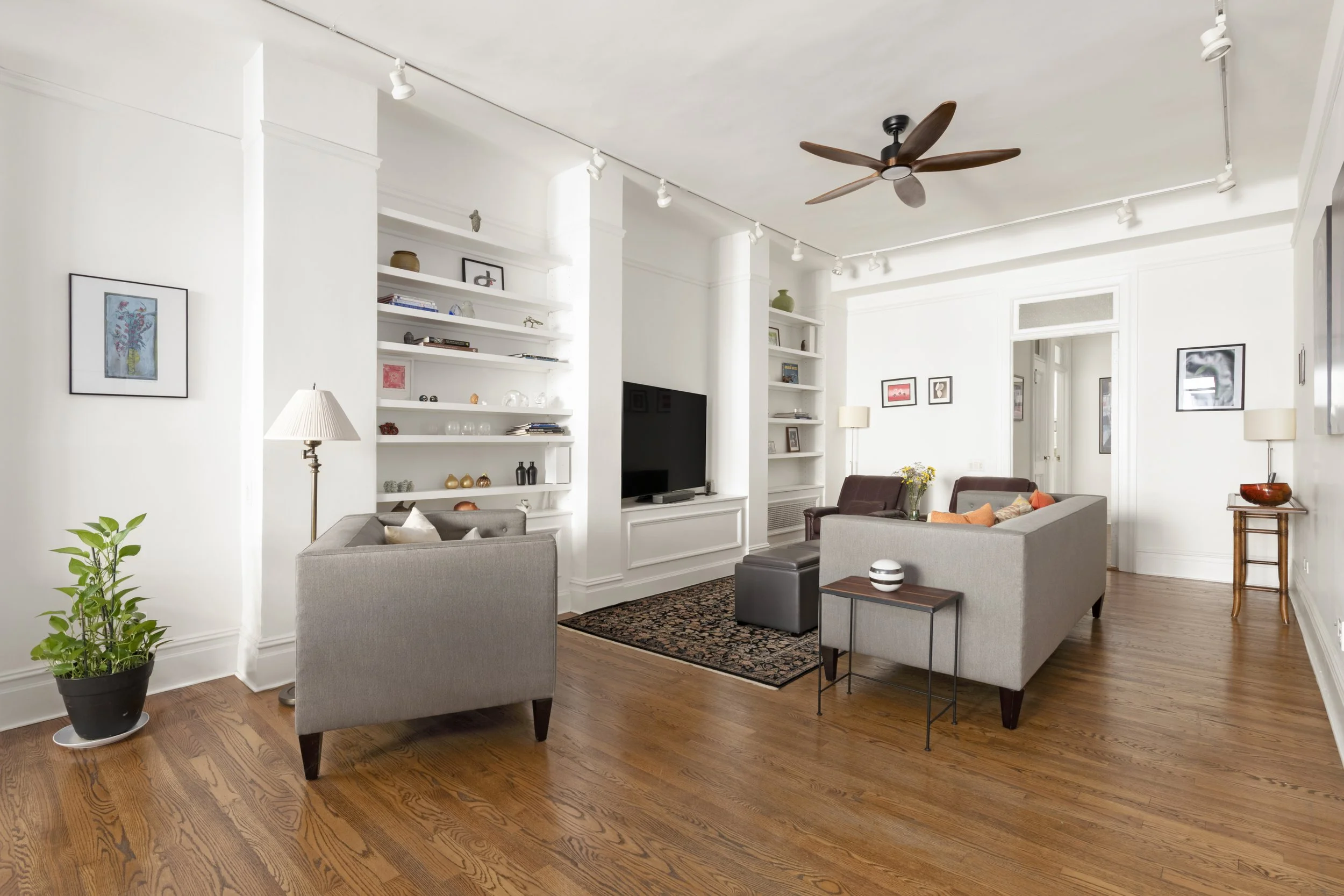 251 West 89th St_04.jpg