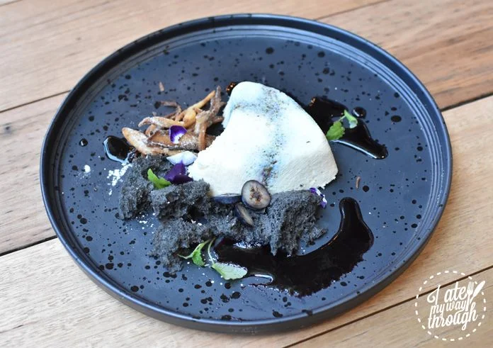 <i>Photo: BlackStar Pastry's shibori cake. Yum!</i>