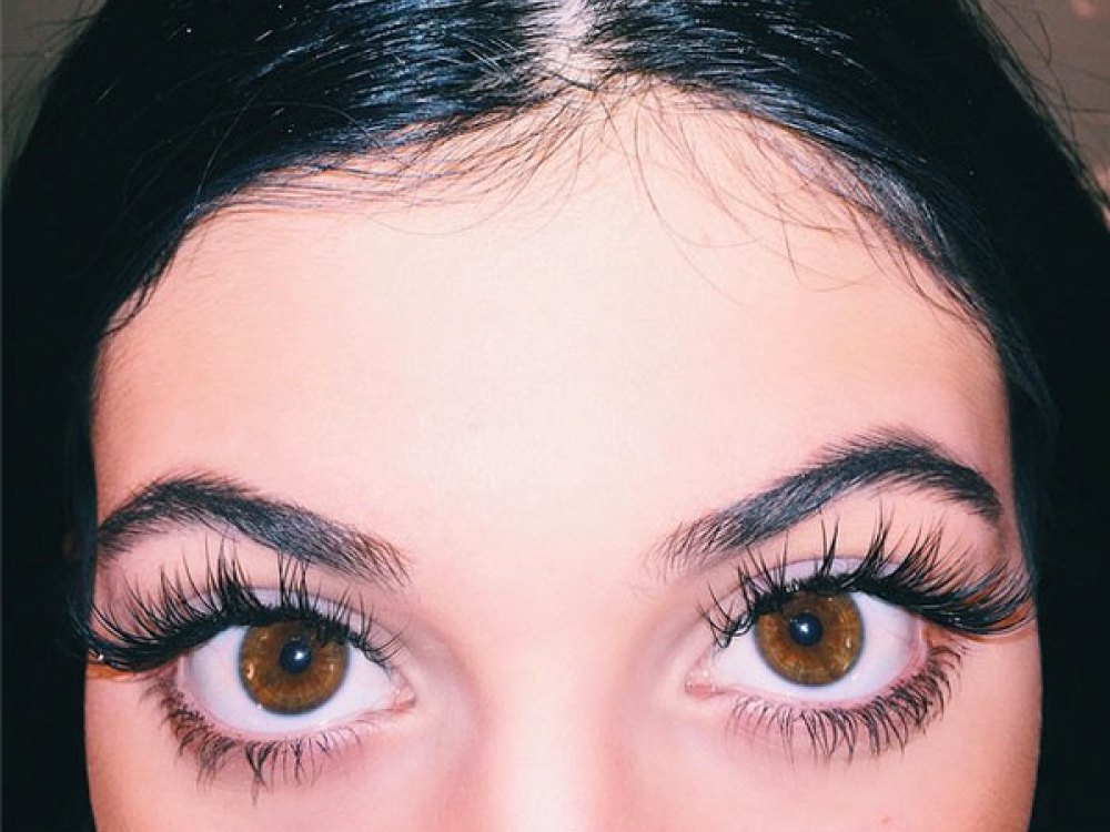 Eyelash Extensions Near Me