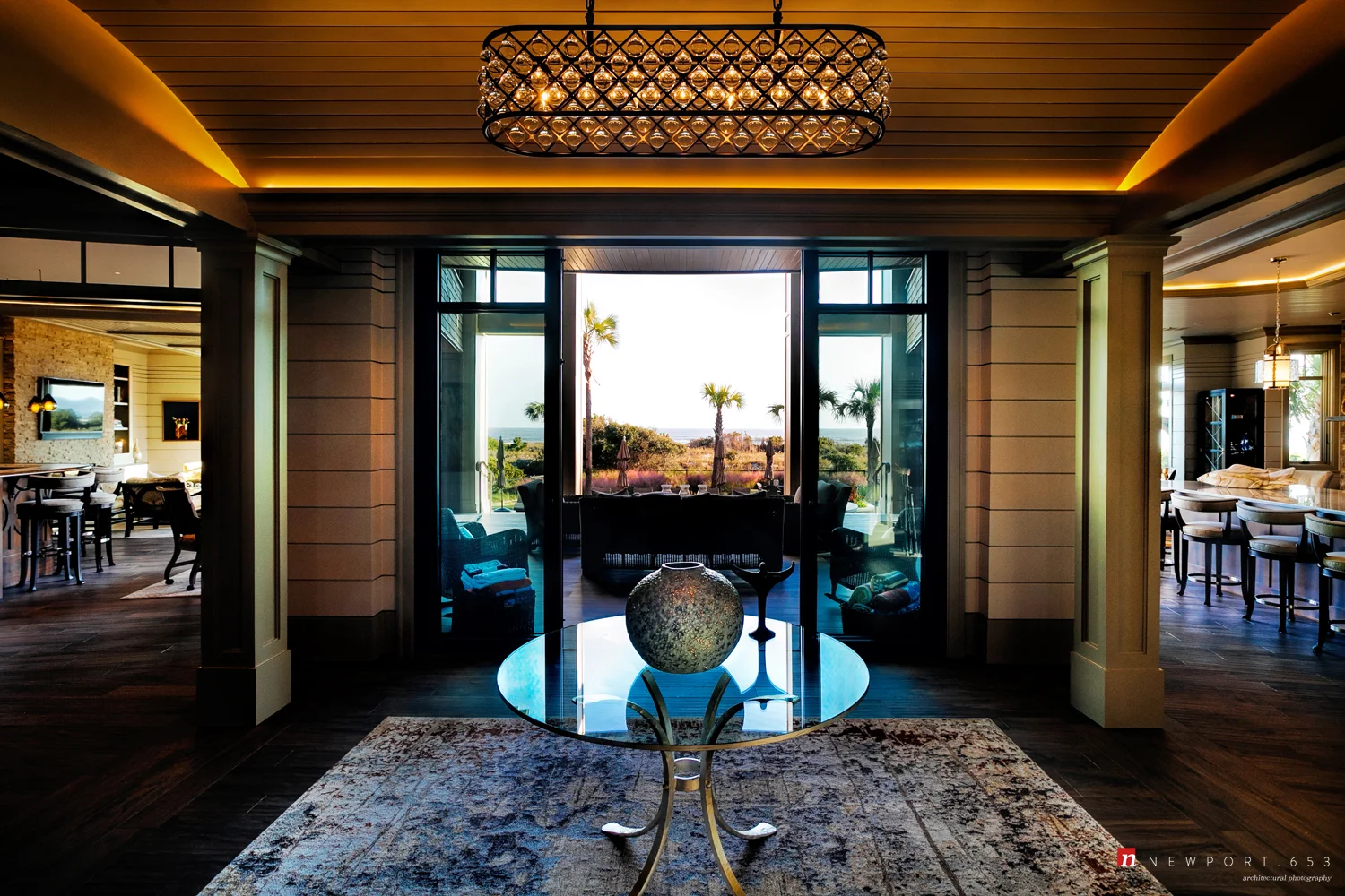 foyer.jpg