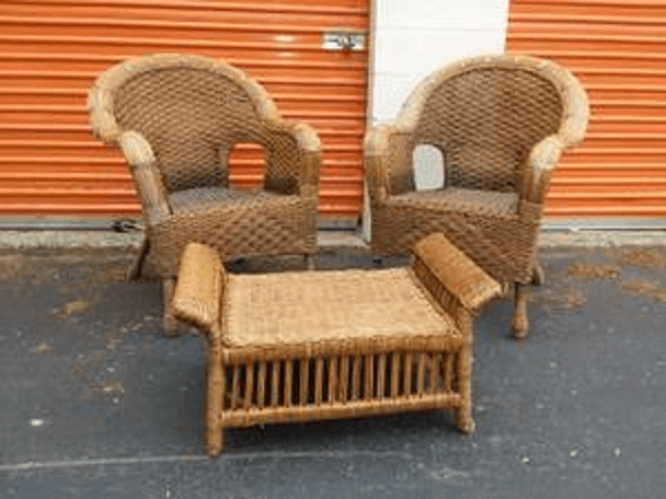 stranger-designs-of-the-1980s-outside-furniture-inside-michael-helwig-interiors.png