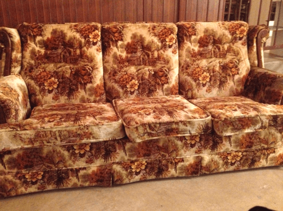 stranger-designs-of-the-1980s-that-couch-michael-helwig-interiors.png