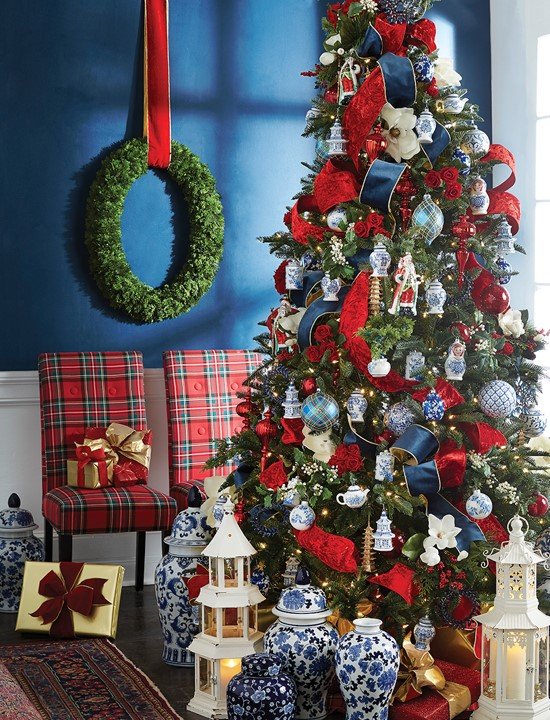 Share 75+ blue and red christmas decorations