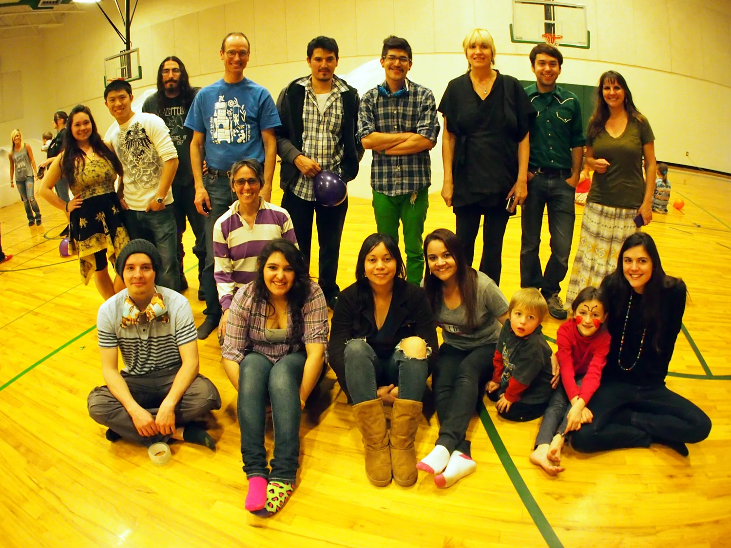 UNM students and professors with GRHS students and Epicenter AmeriCorps VISTA Armando Rios.