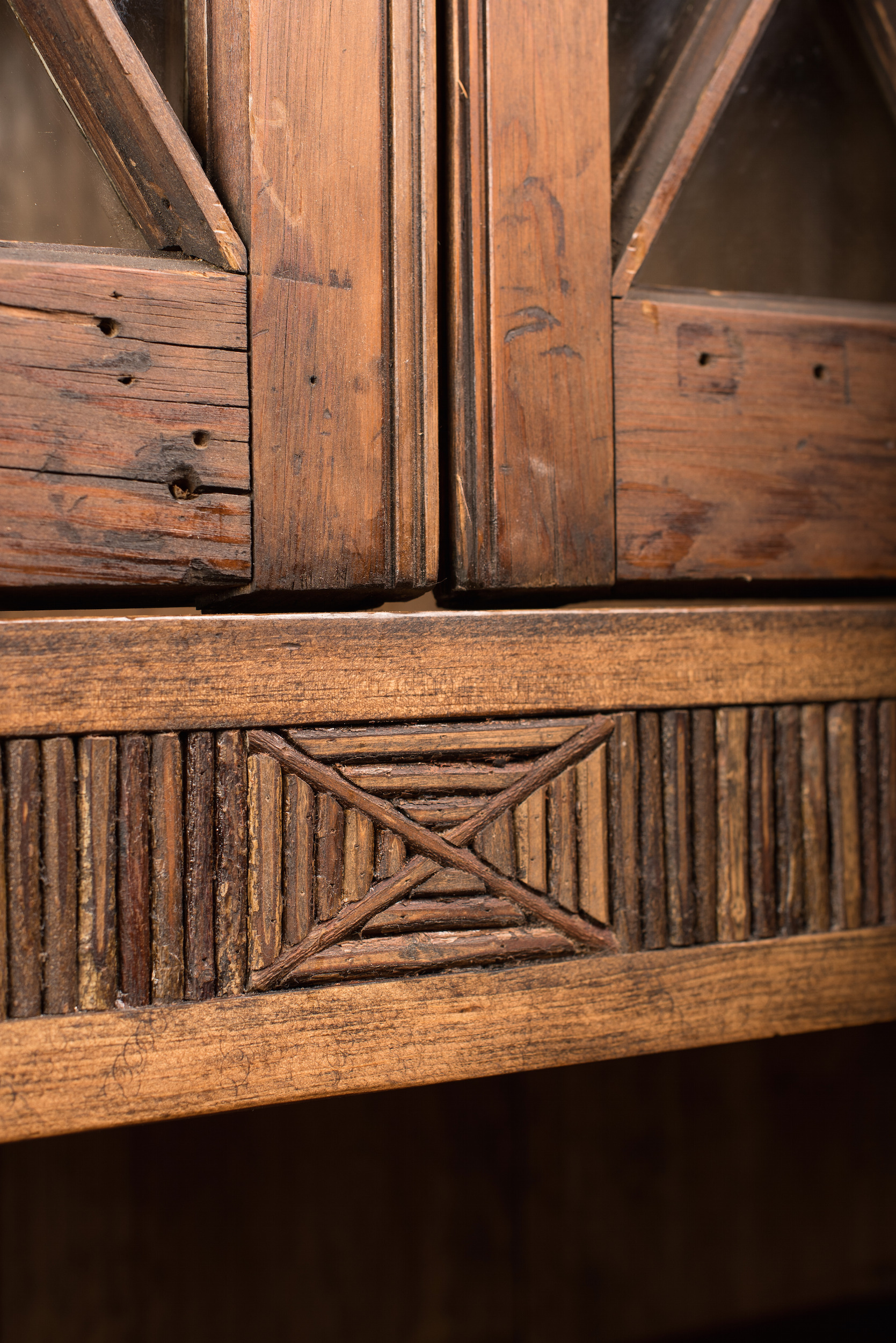 Corner Wine Cabinet / Bookcase