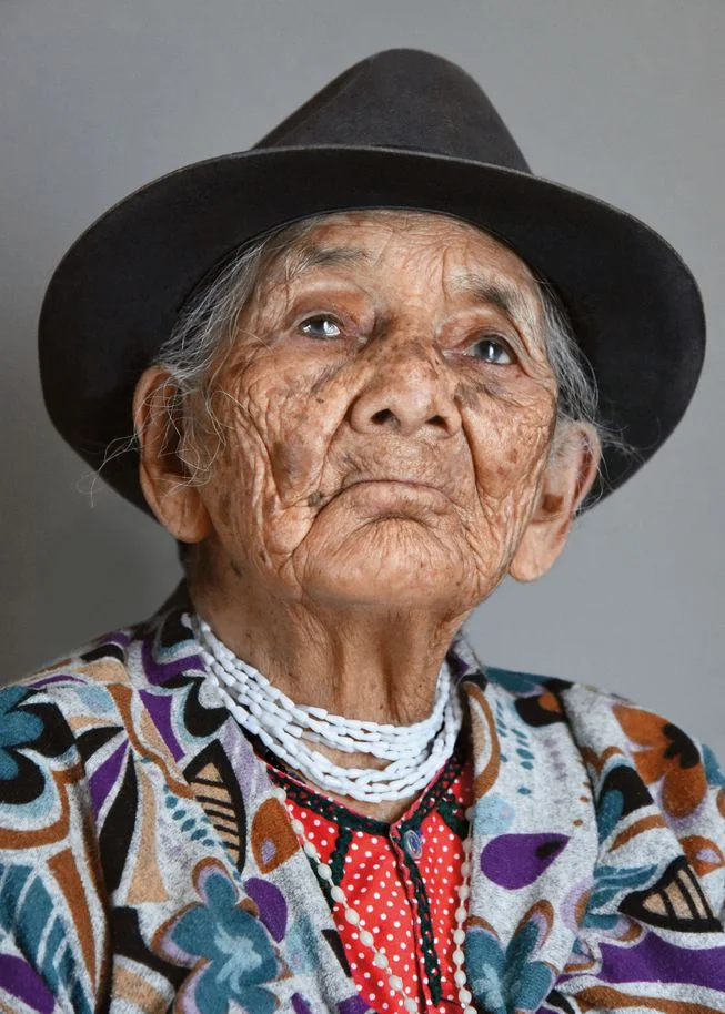 Maria Luisa Medina from Ecuador (Photo: 'Aging Gracefully' by Karsten Thormaehlen/Chronicle Books 2017)