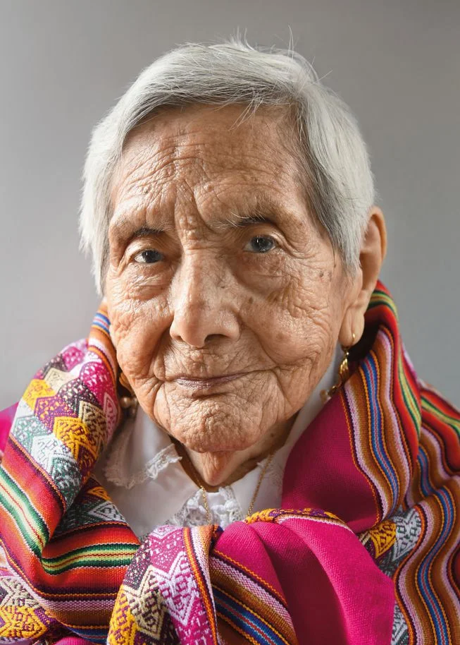 Zoila Donatila Aliaga Melendez vda de Roman from Peru (Photo: 'Aging Gracefully' by Karsten Thormaehlen/Chronicle Books 2017)