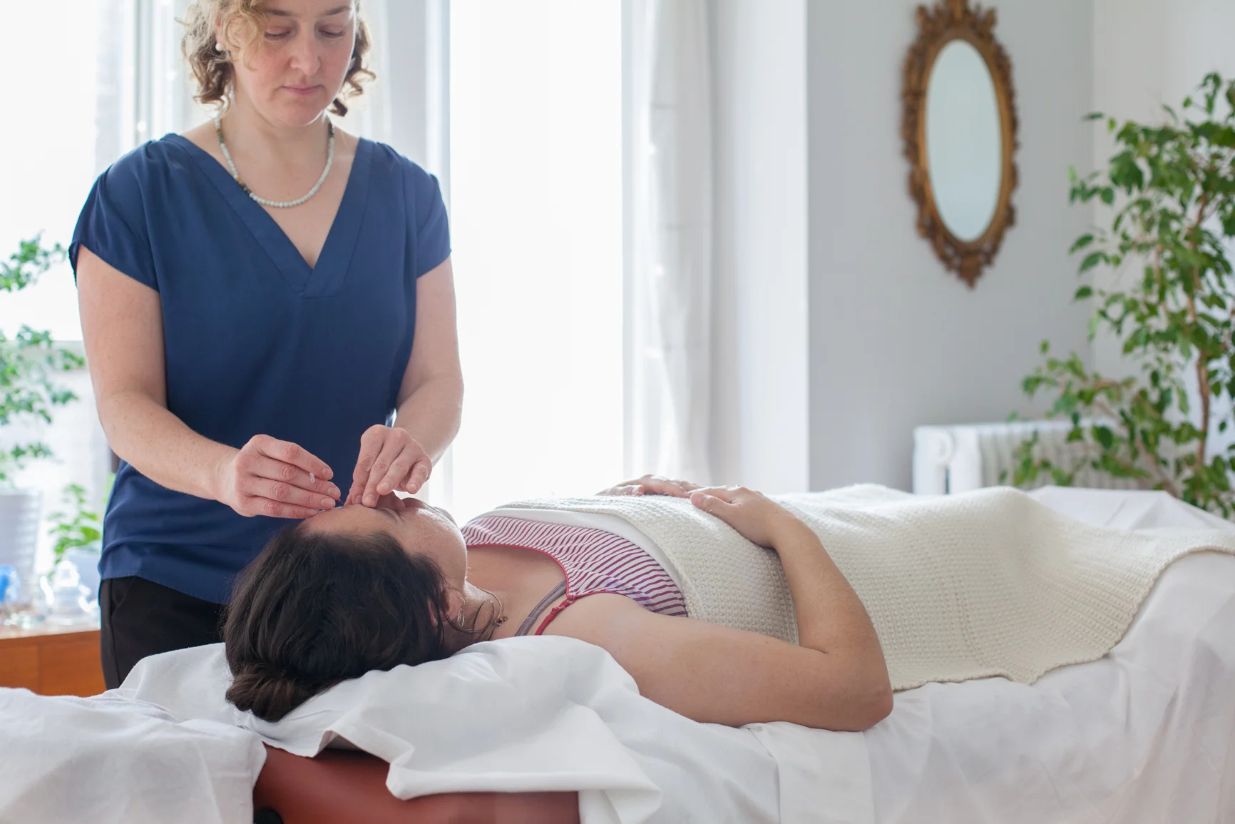 Renee Pilgrim Accupuncture-2.jpg