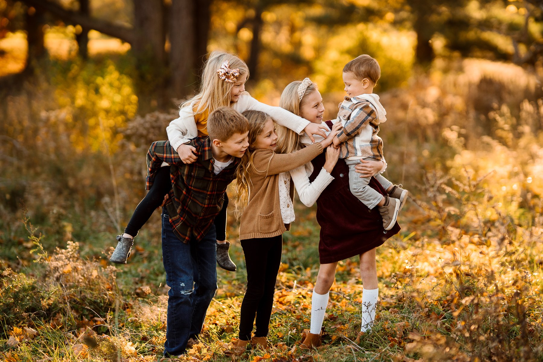 Buffalo Family maternity cake smash newborn Photographer-3 7.jpg