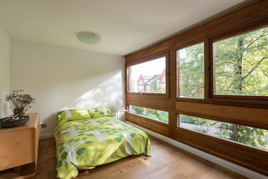 En suite bedroom, townhouses, Highgate