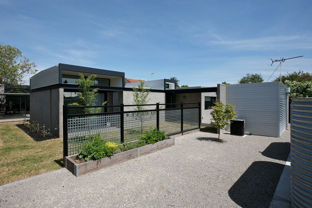 Hamilton Courtyard House, one of Graham's last commissions