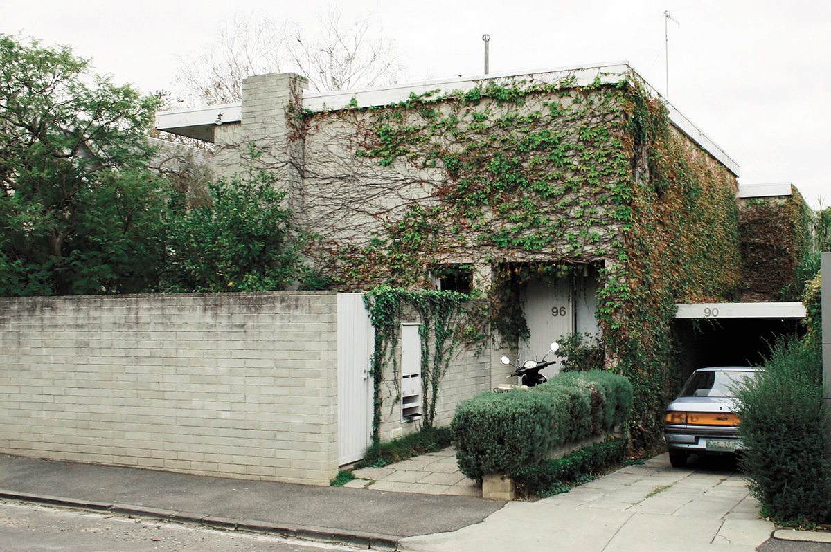 Discreet presence on the street, 90 Walsh Street, Melbourne