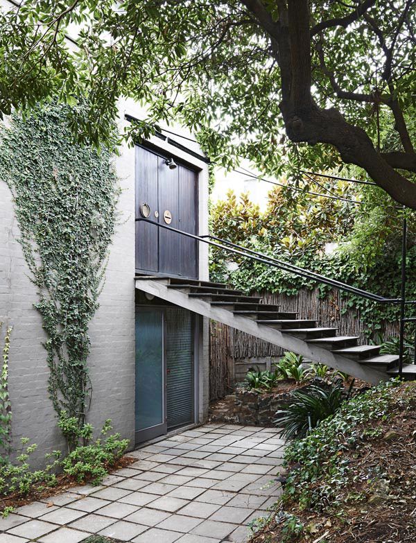 Boyd House, entrance