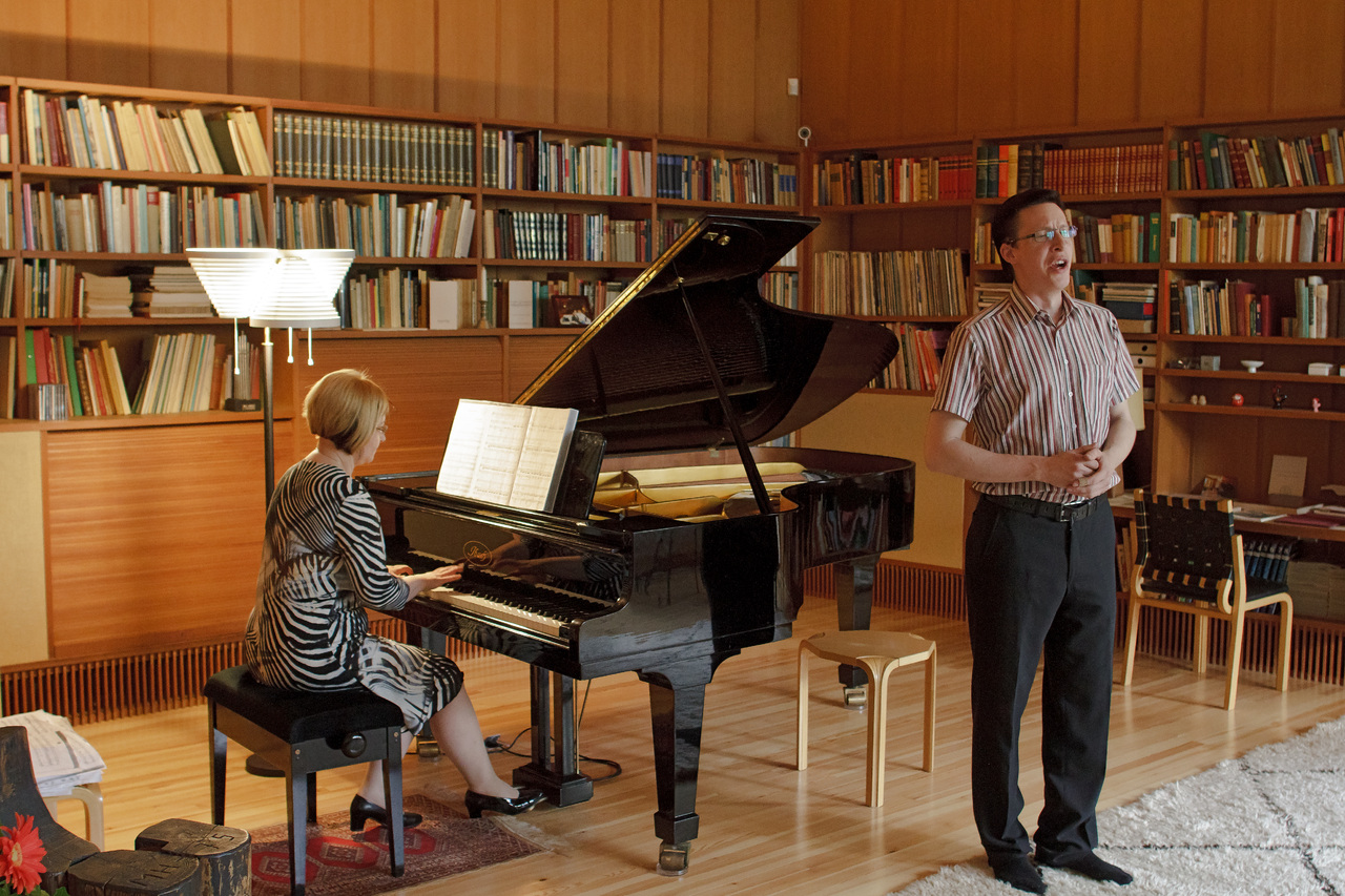 Antti and Elina performing