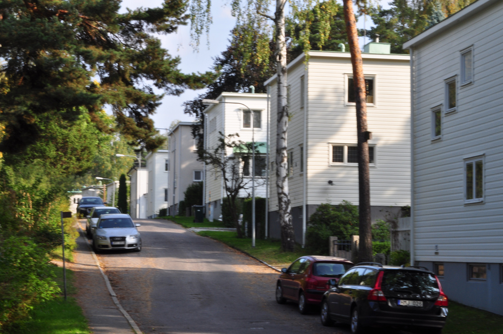 Södra Ängby street scene