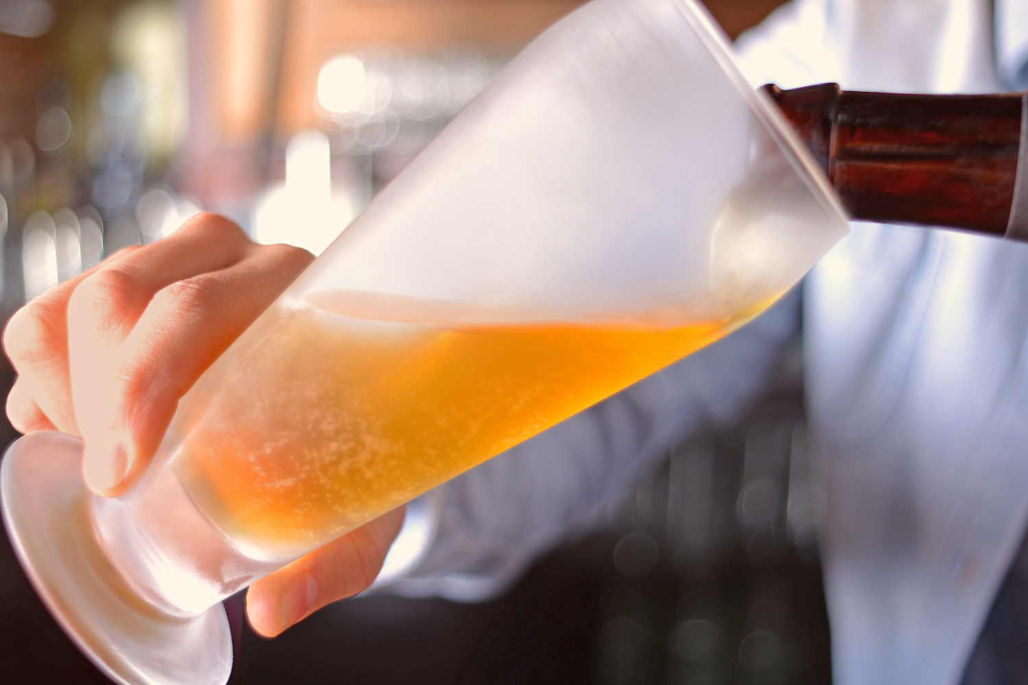 ipa-pour.jpg