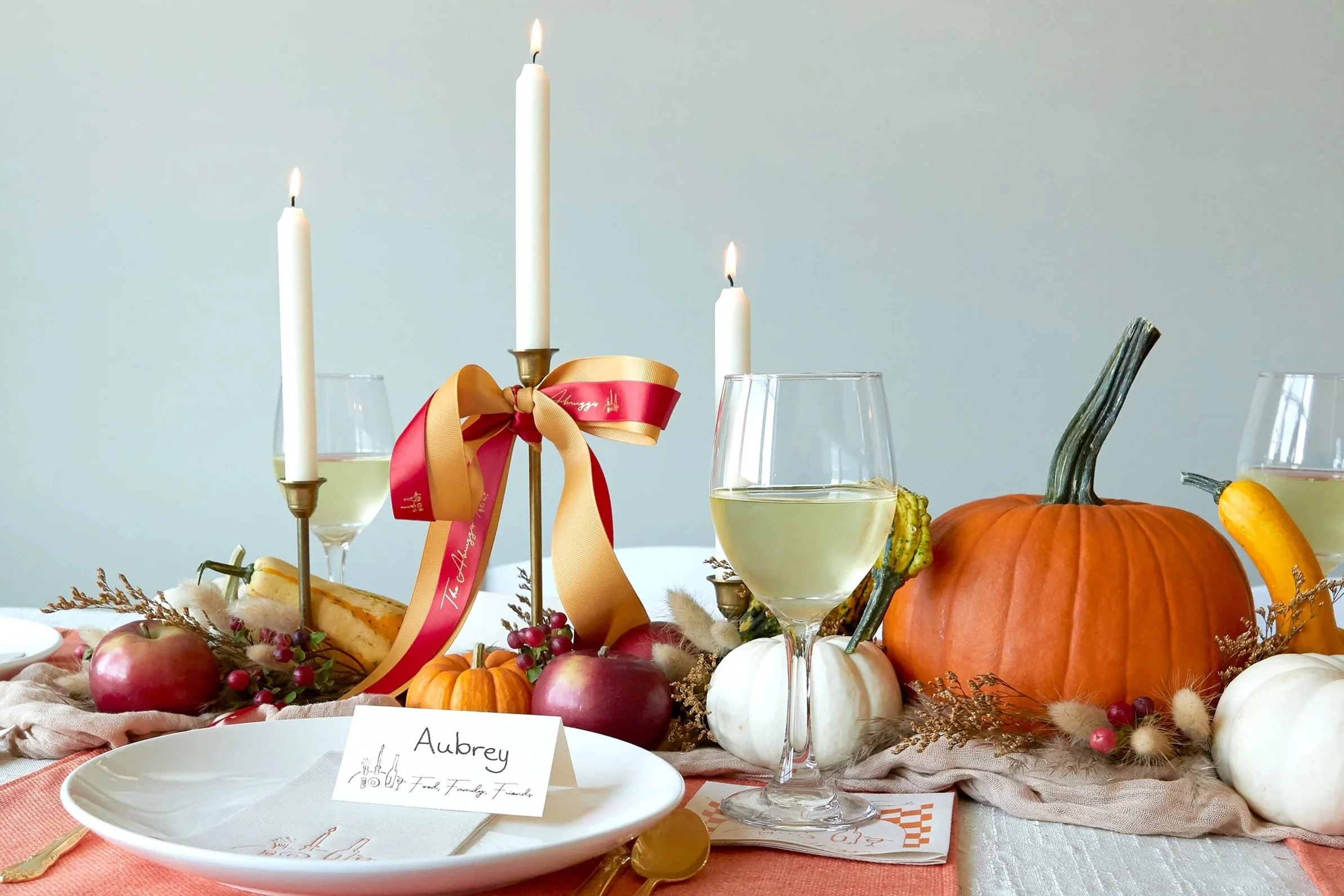 Holiday Table Setting