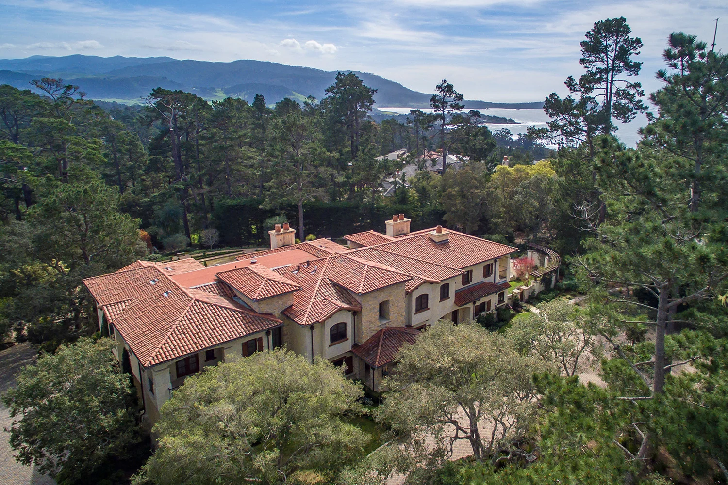 Jim Laughton Construction Inc Traditional & Modern Homes Learn More