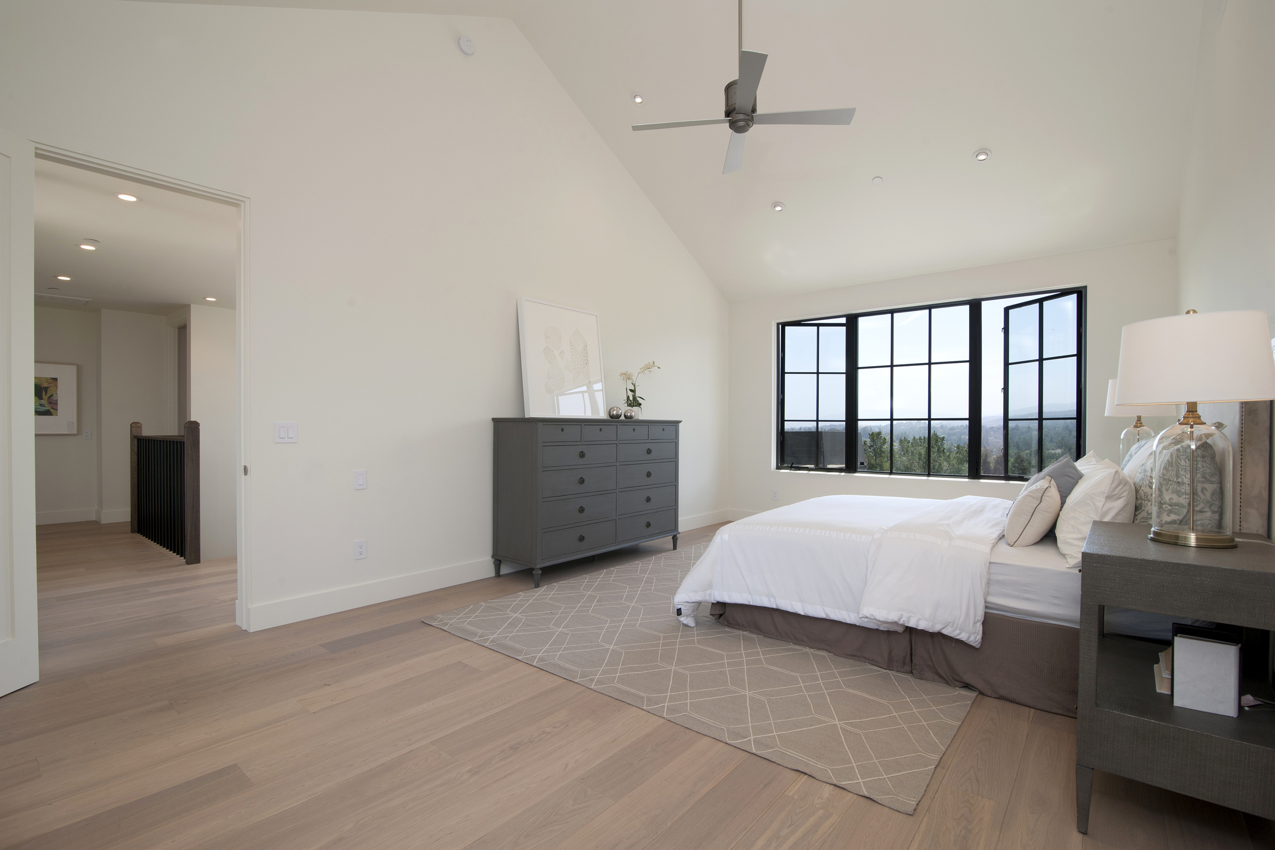 016_Master Bedroom.jpg