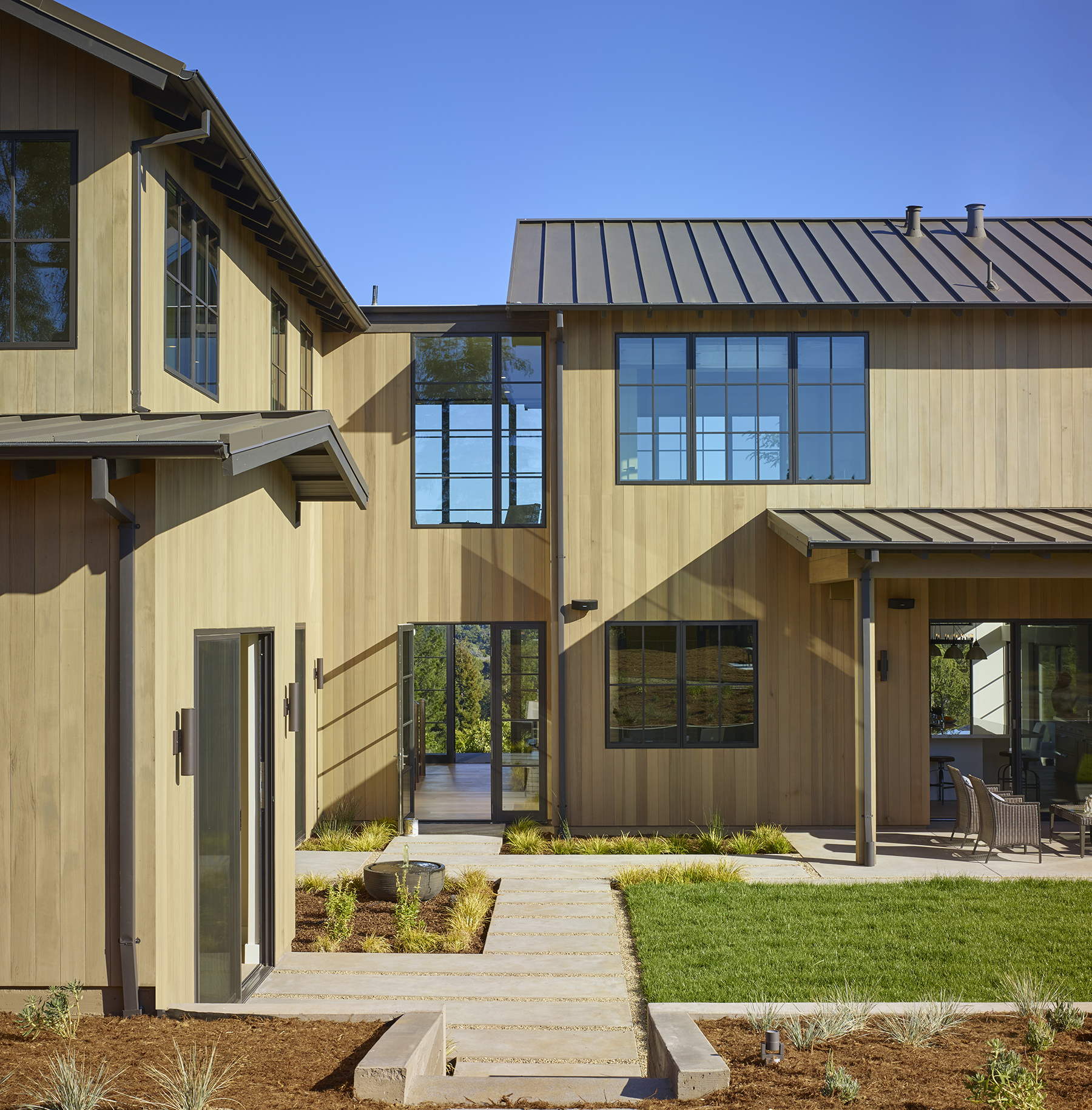 Mod Ruth par2- l back ex II 0274.jpg