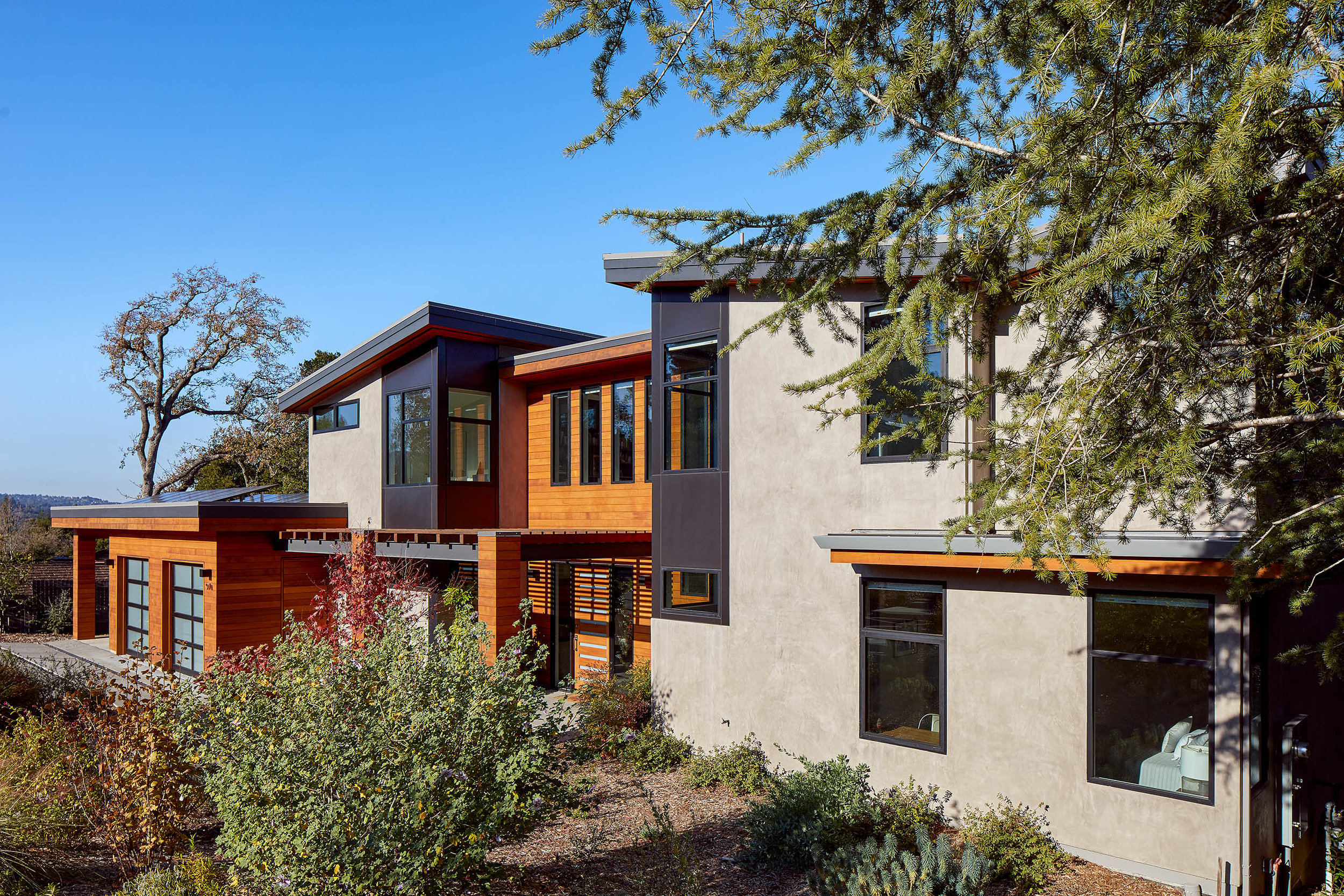 Moderna_970_Siskiyou_01.jpg