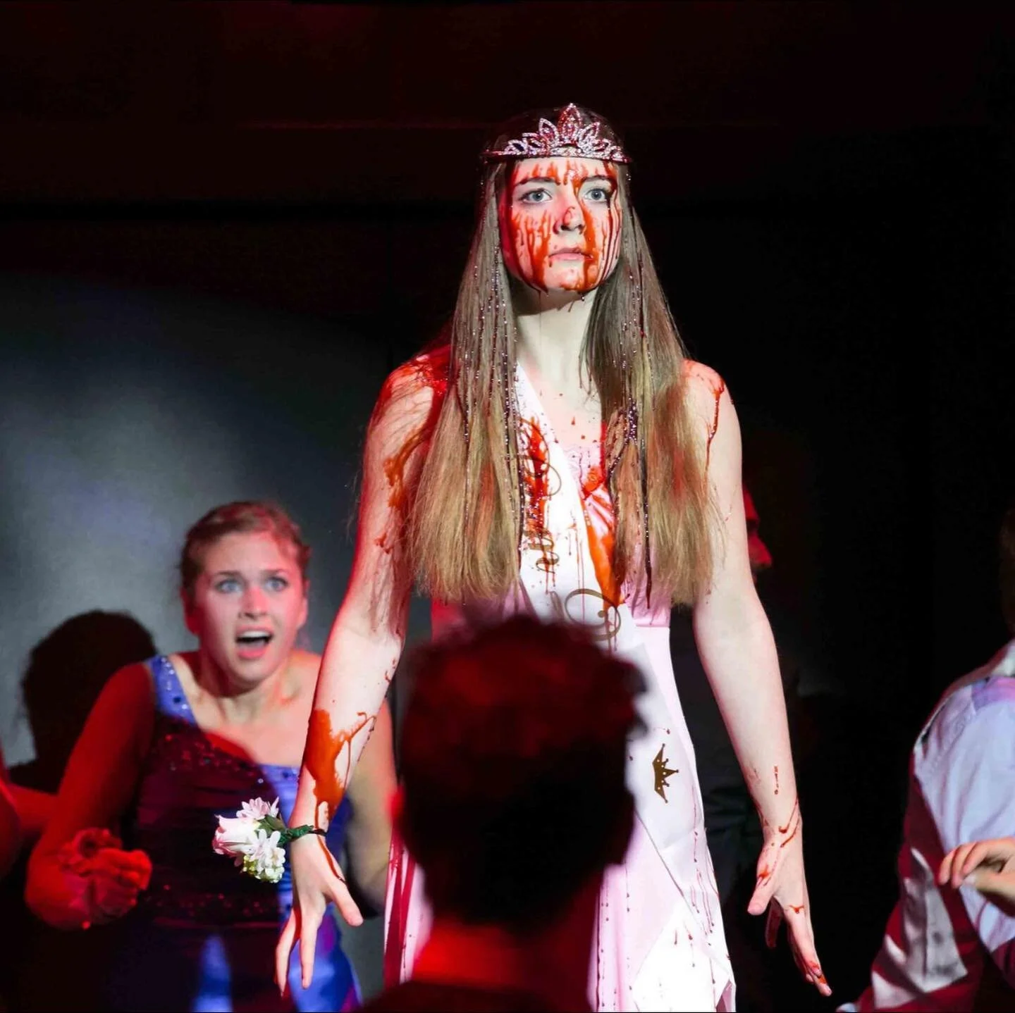 HAPPY HALLOWEEN! From all of us here at Stage Door, we want to wish you a fun and safe Halloween! In honor, swipe through for some #throwbacks of two of our spookiest shows. Let’s bring these shows back for Halloween some time, shall we? π»ππ