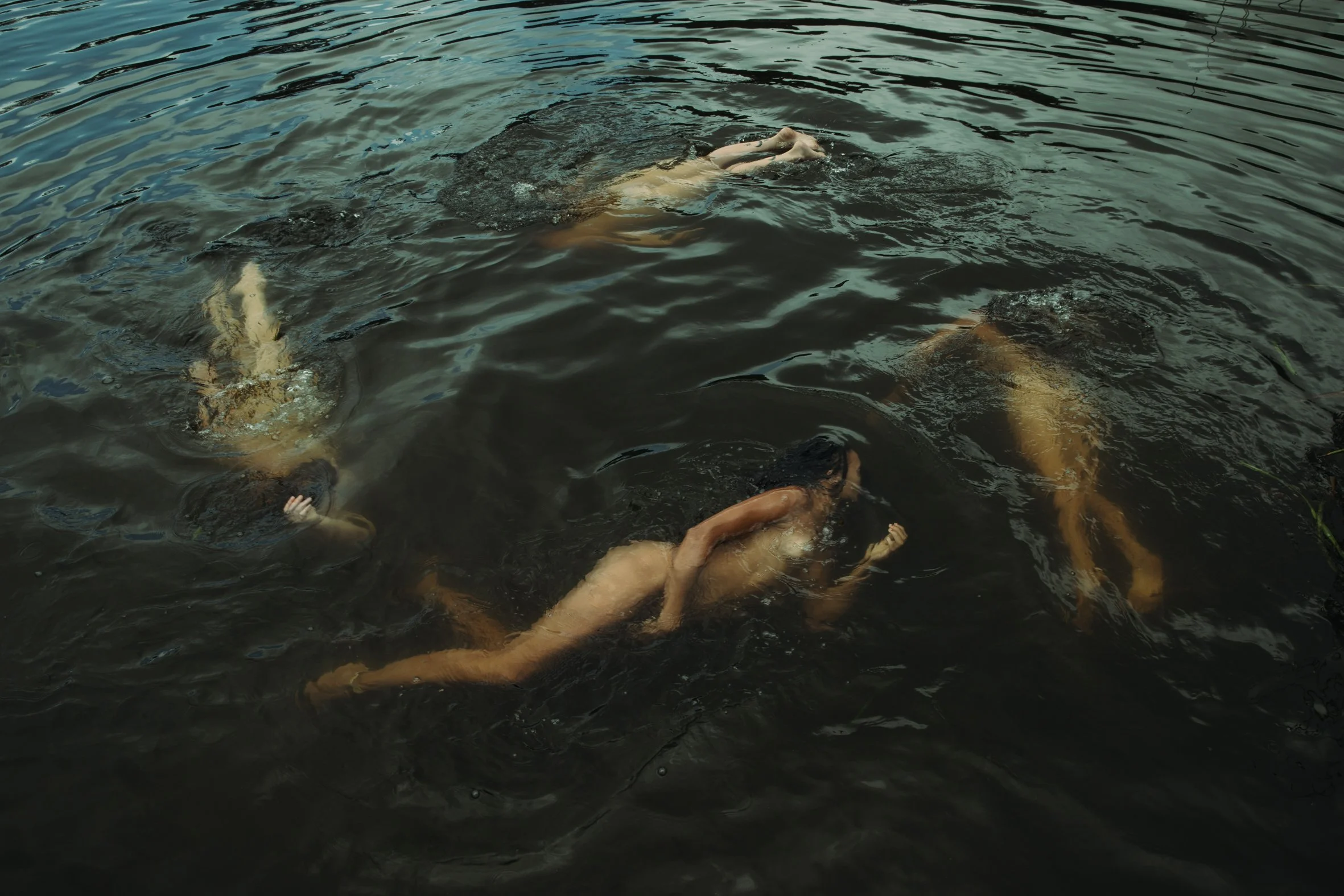 SIMCOX_stephanie_bathers.jpg
