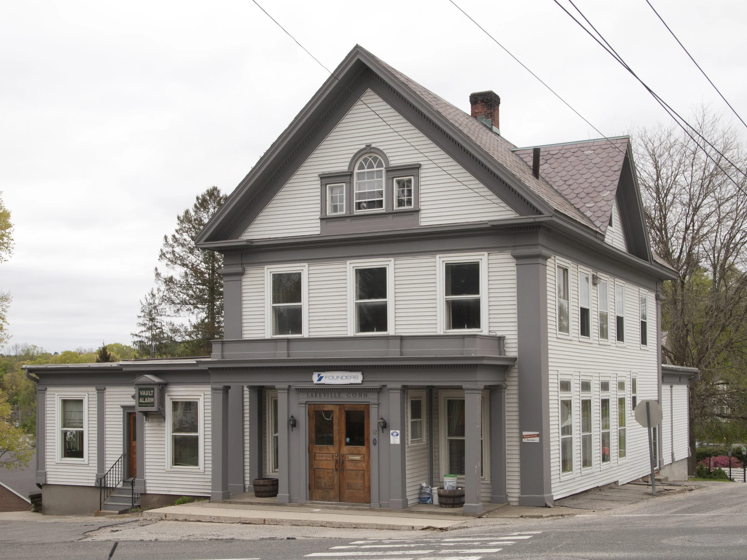 Shannon, 12 Millerton Road.jpg