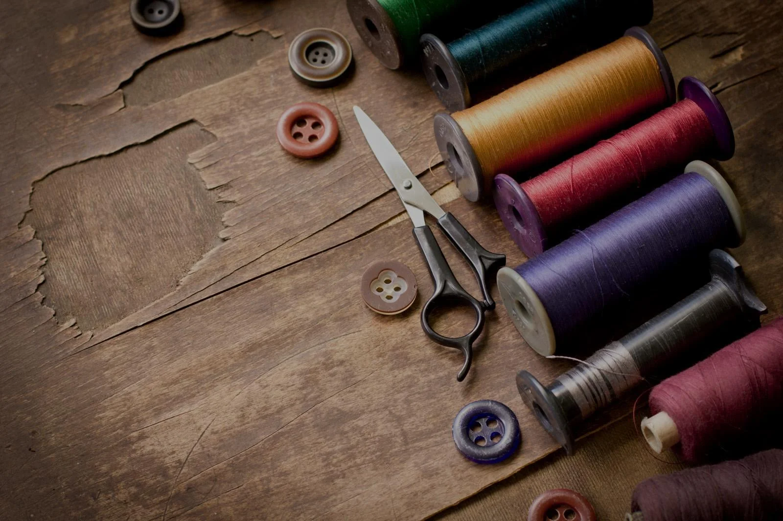 Sewing Workshop: Make, Do, Mend with Gracie Matthews Monday 26 August – Friday 30 August | 10AM - 2PM Monday 26 August & Wednesday 28 August | 4PM - 8PM The Make, Do, Mend program is a series of sewing, upcycling and repurposing workshops led by Gracie Matthews based on “Mottaini” - a Japanese concept striving to minimise wastefulness in both thought and action.