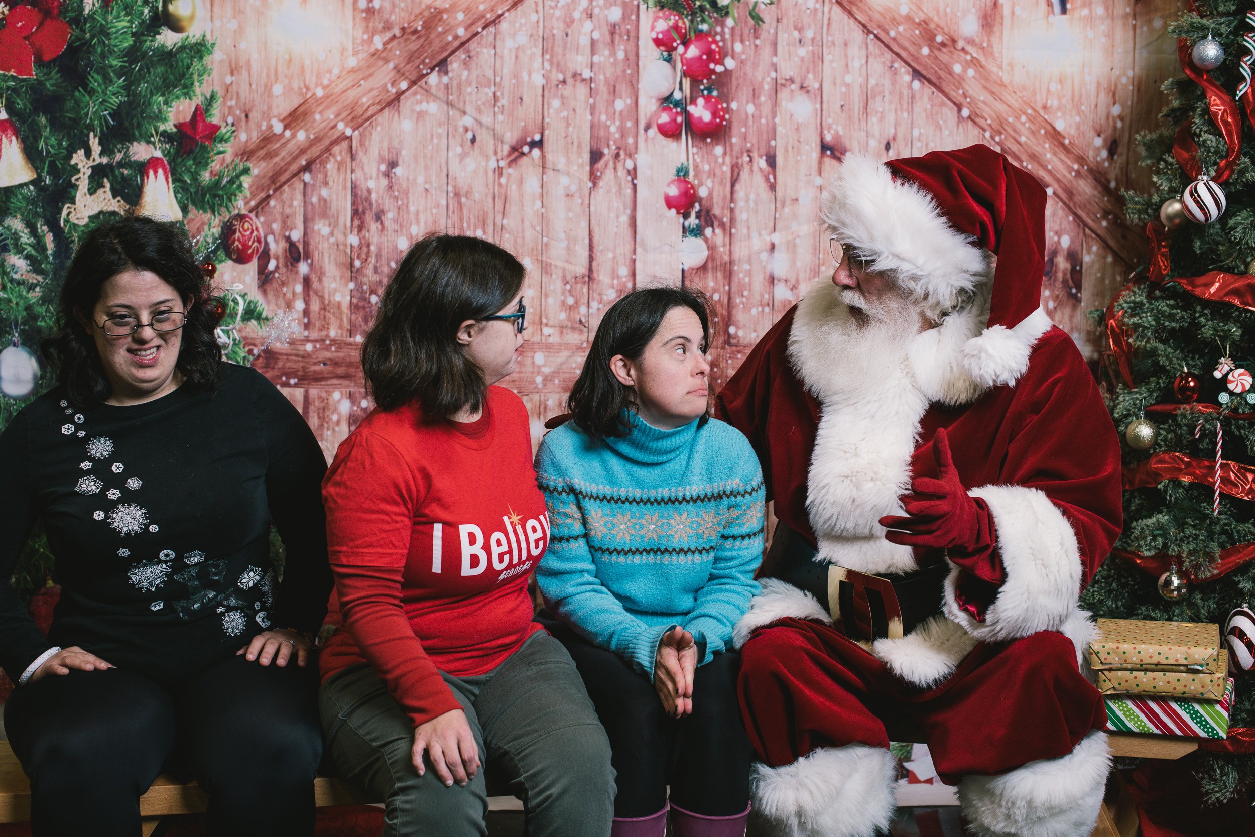 photoswithsanta2022-66.jpg