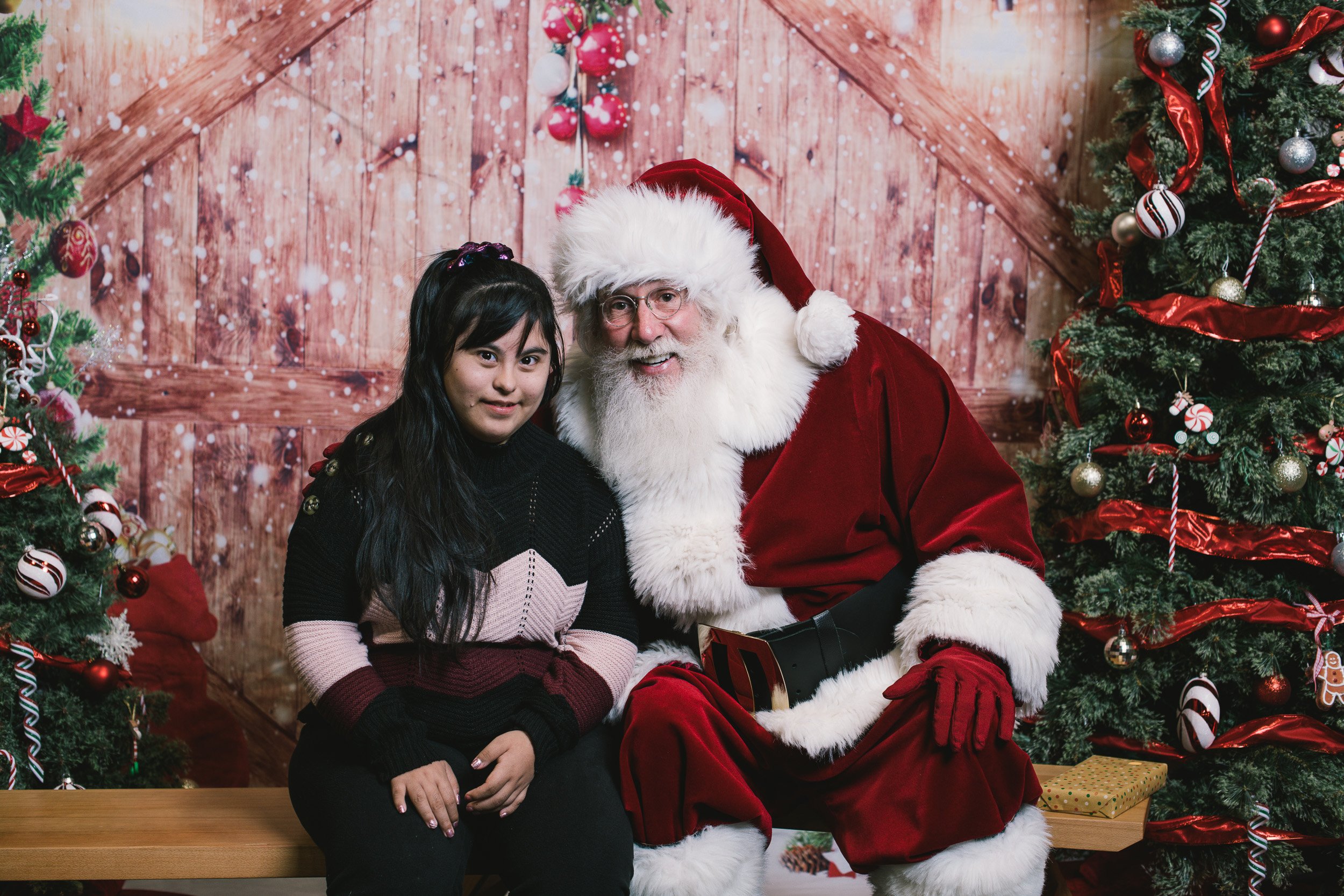 photoswithsanta2022-118.jpg