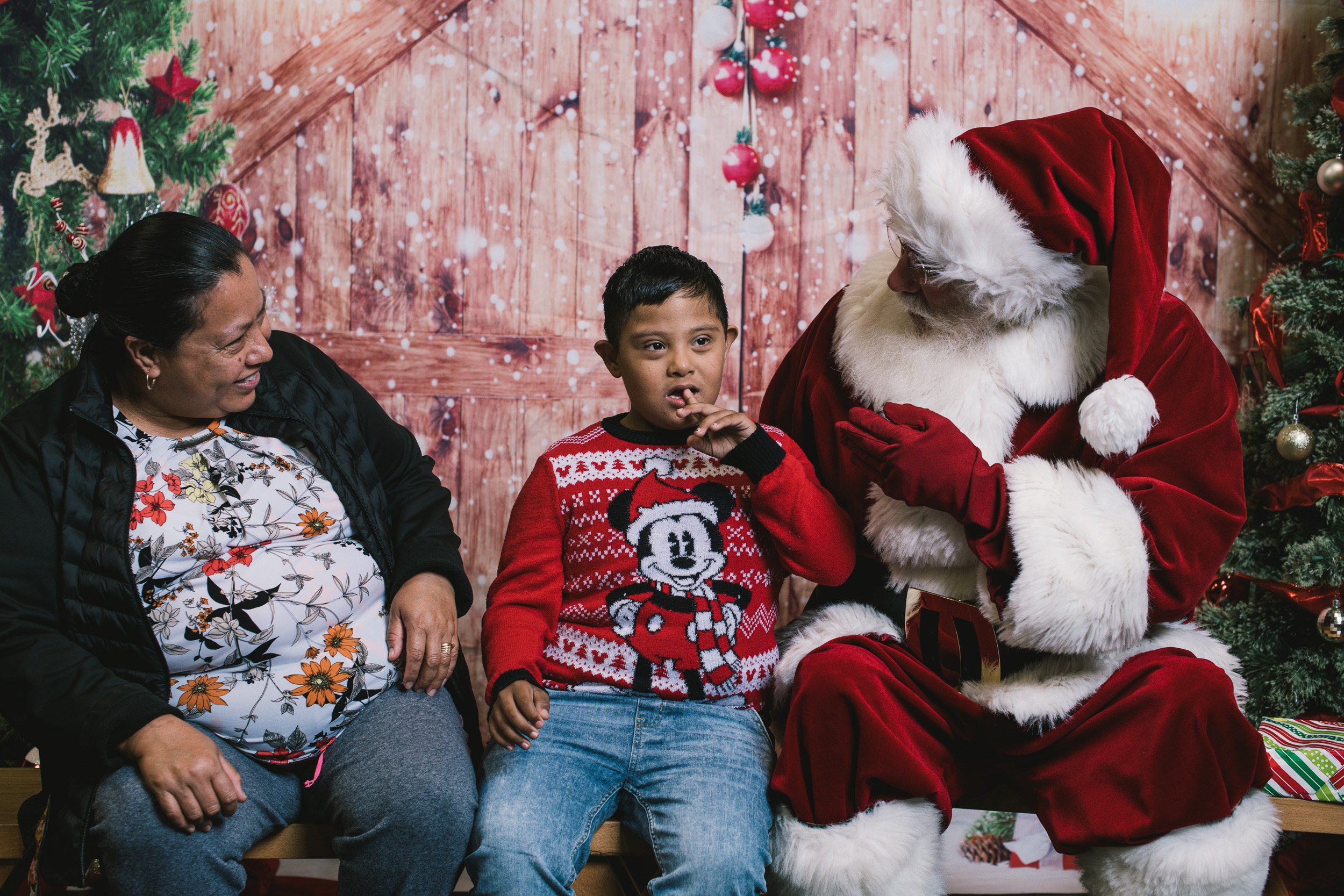 photoswithsanta2022-122.jpg