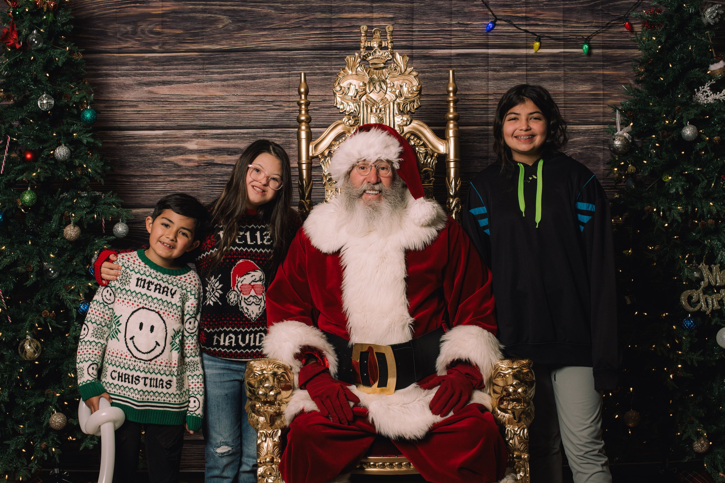 Santa2024-37.jpg